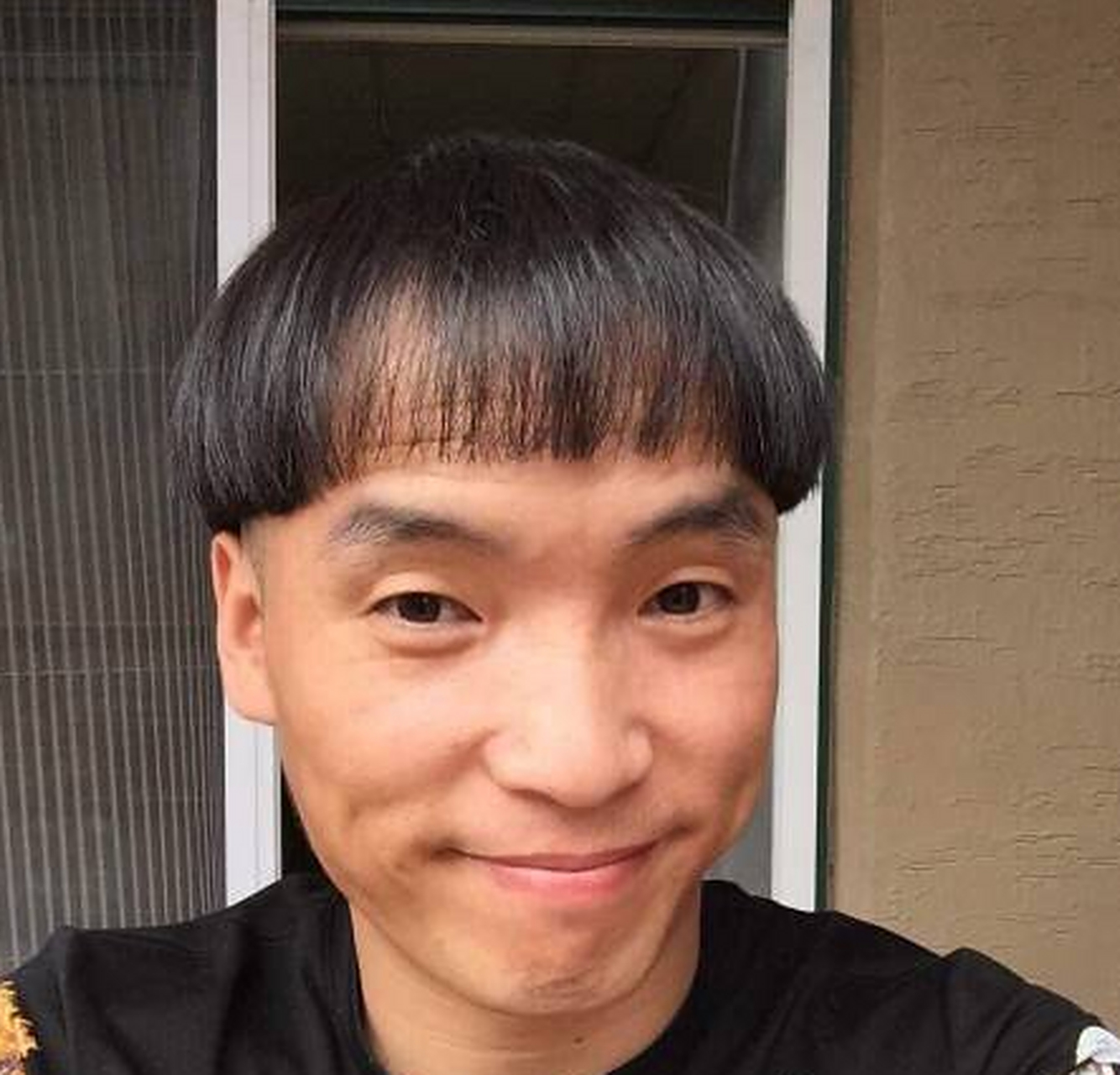 霍云龙妻子薇薇在社交平台更新动态,配文称"这段感情,我尽力了,你的