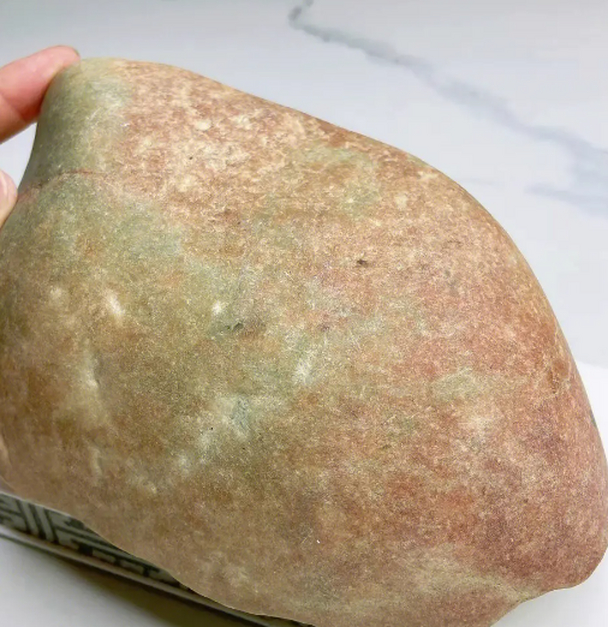 点击头像看直播##翡翠原石#极品后江戒面级牌子色料扒皮出货,小灯泡