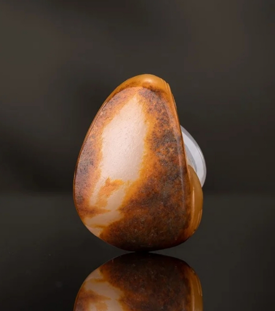 点击头像看直播##和田玉#广义和田玉是指"国标"标准,即含有透闪石并