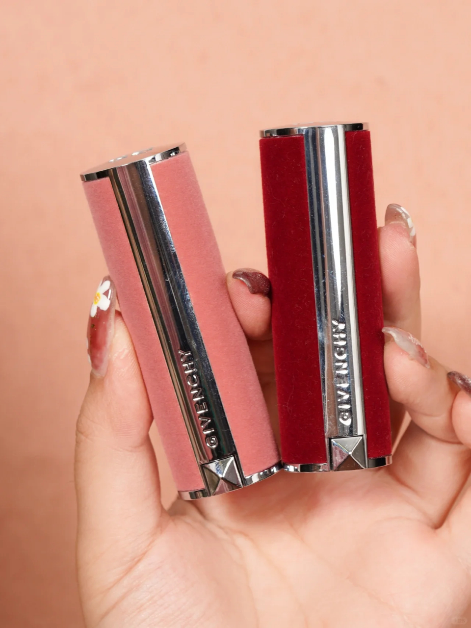 纪梵希新品粉丝绒37! 今天来个新品预告! 纪梵希真的会!