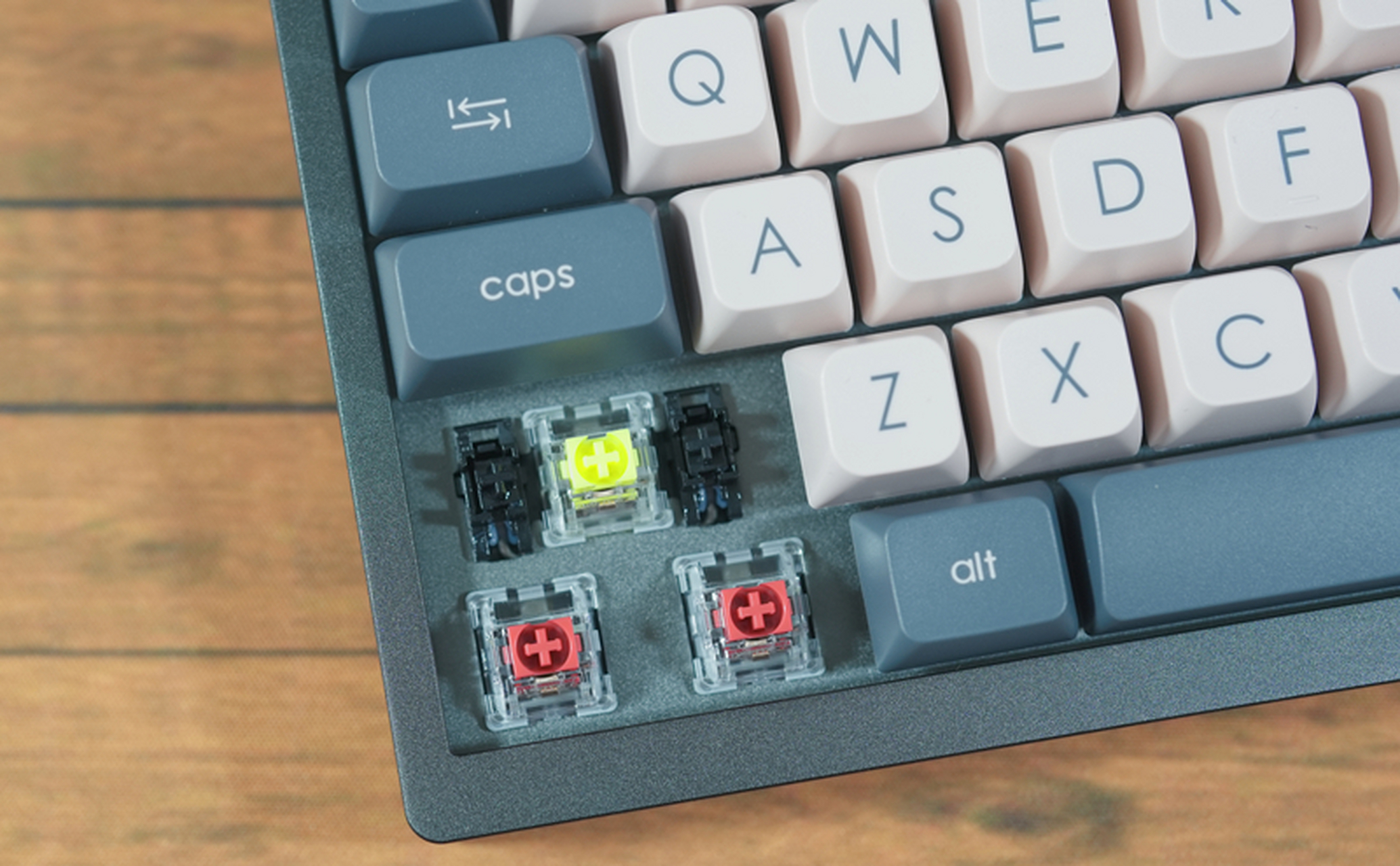 【ajazz黑爵】机械键盘轴体 黑爵as轴,001红轴/101黄轴,还增加了试轴