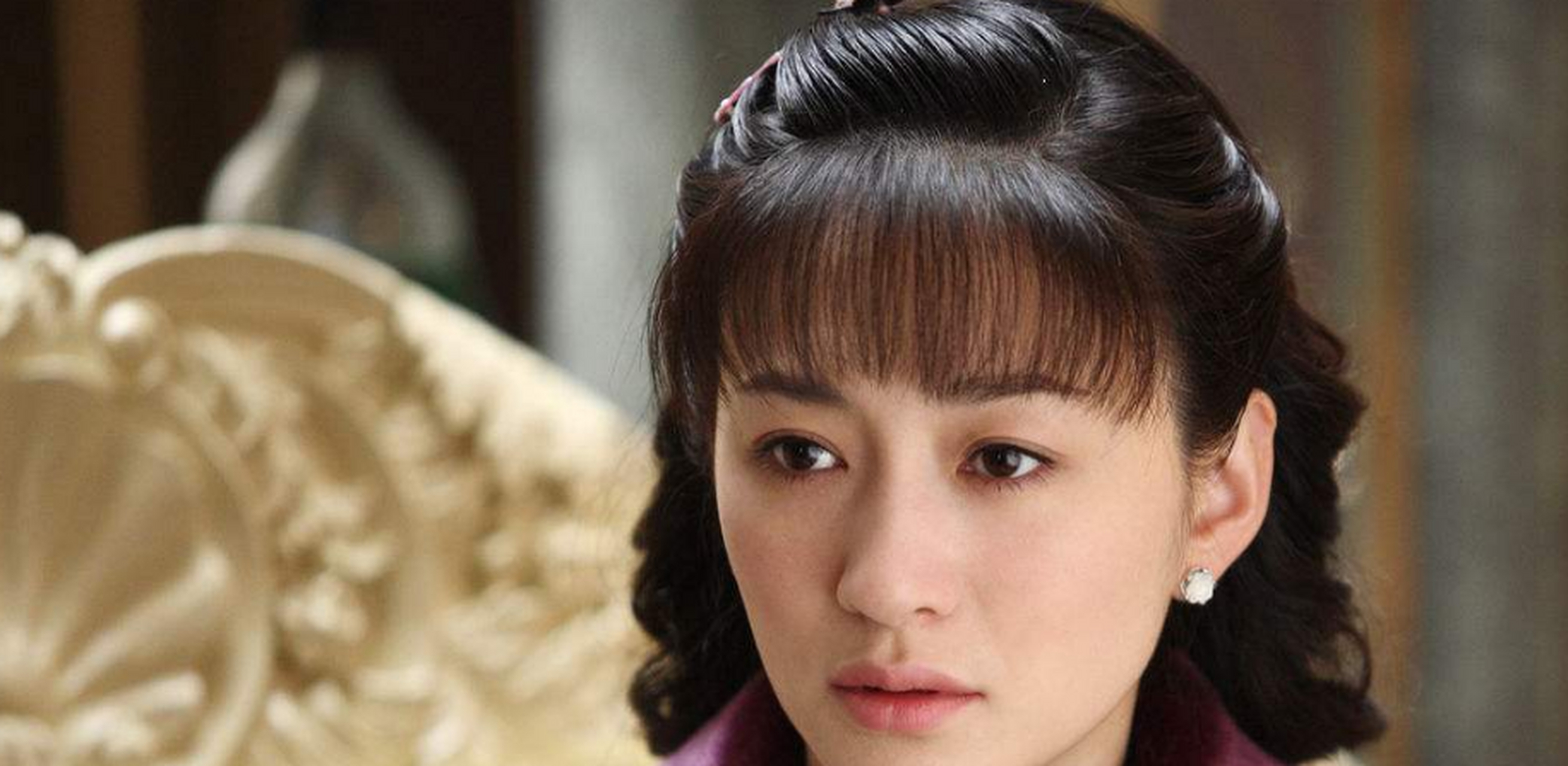 紧接着李小冉趁热打铁,出演电视剧巴黎童话,这是她首部女主角,没想到