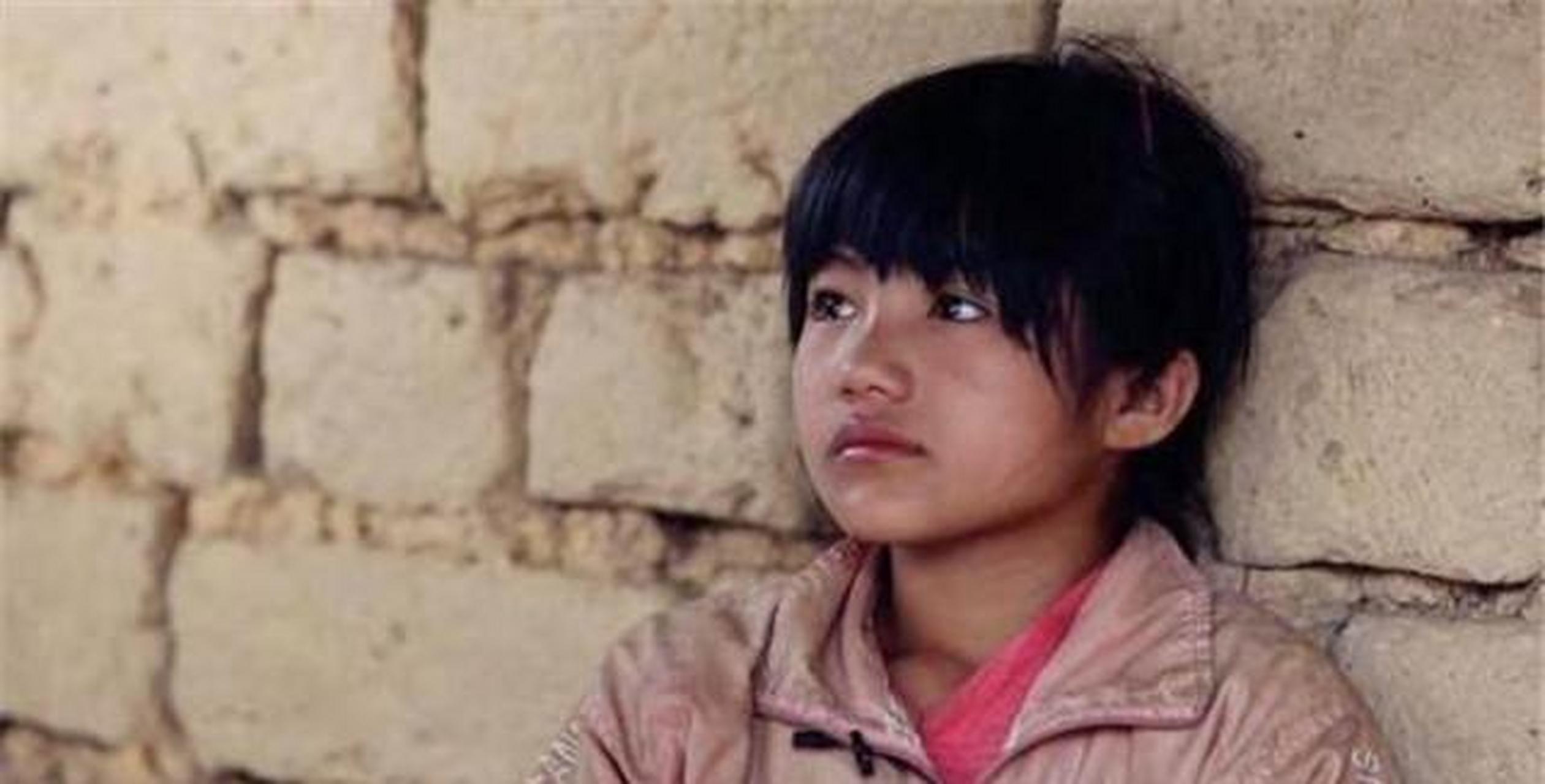 《变形记》中的农村女孩李勒优,被城市妈妈收养,现在变化很大