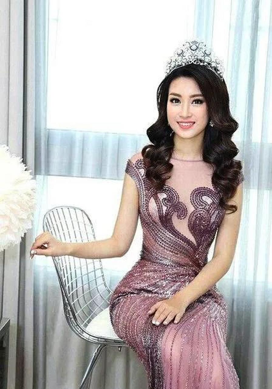 越南女神,选美大赛冠军杜美玲