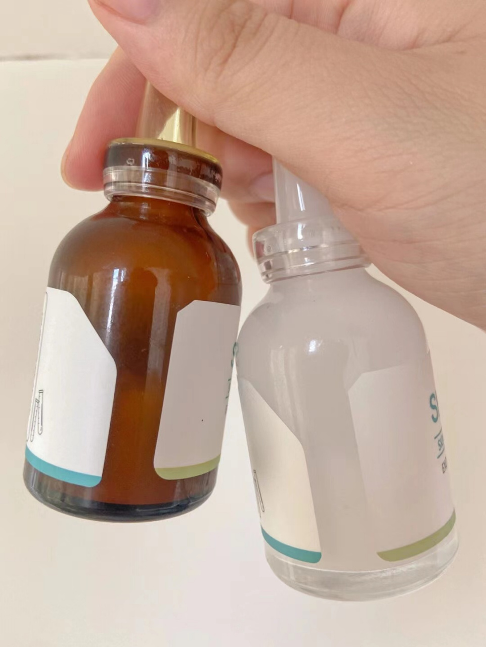 【蝶澜】视黄醇精华液.妈耶! oem代工的护肤品, 国产"原料桶"!