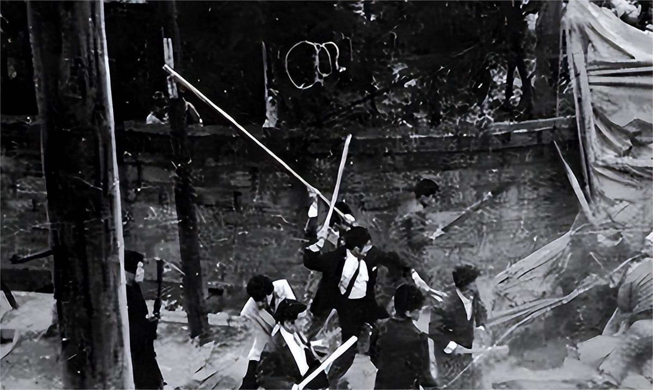 1966年,人民大会堂突然被枪击.凶手是开国将军李达的小儿子李迪明.