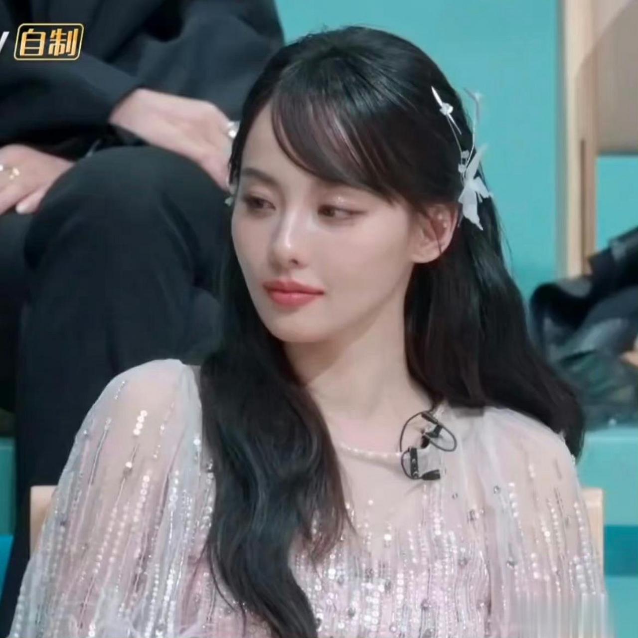 倪倩我一生# 姐俩的状态好好啊,太美太漂亮了,就是浑身散发着光芒的