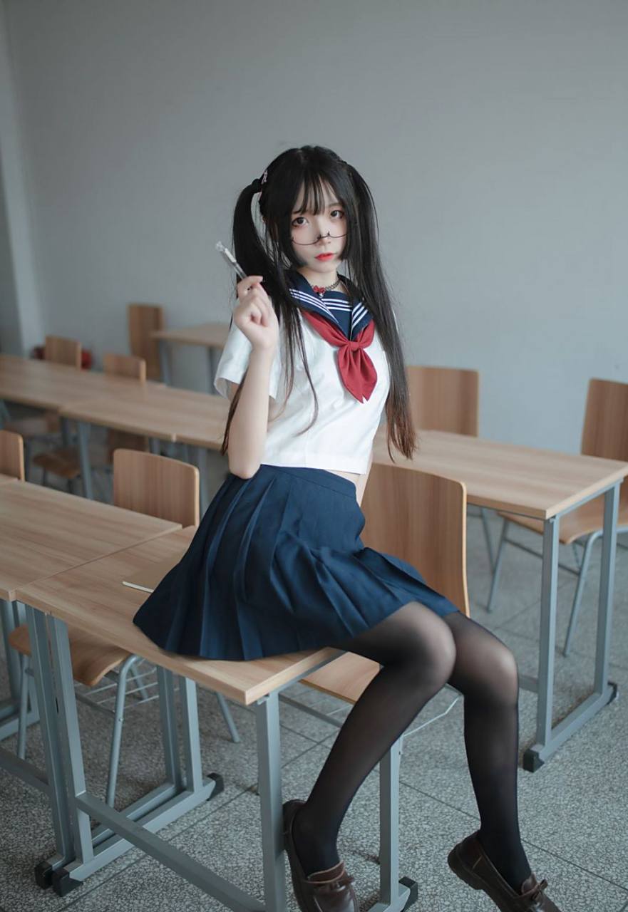 清纯少女jk丝袜高清私密写真