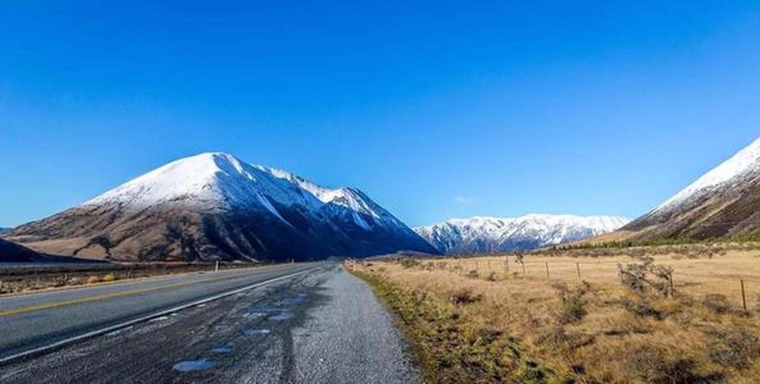 夏日生活图鉴# 新西兰,基督城,墨尔斯沃斯公路:这条320公里的道路并