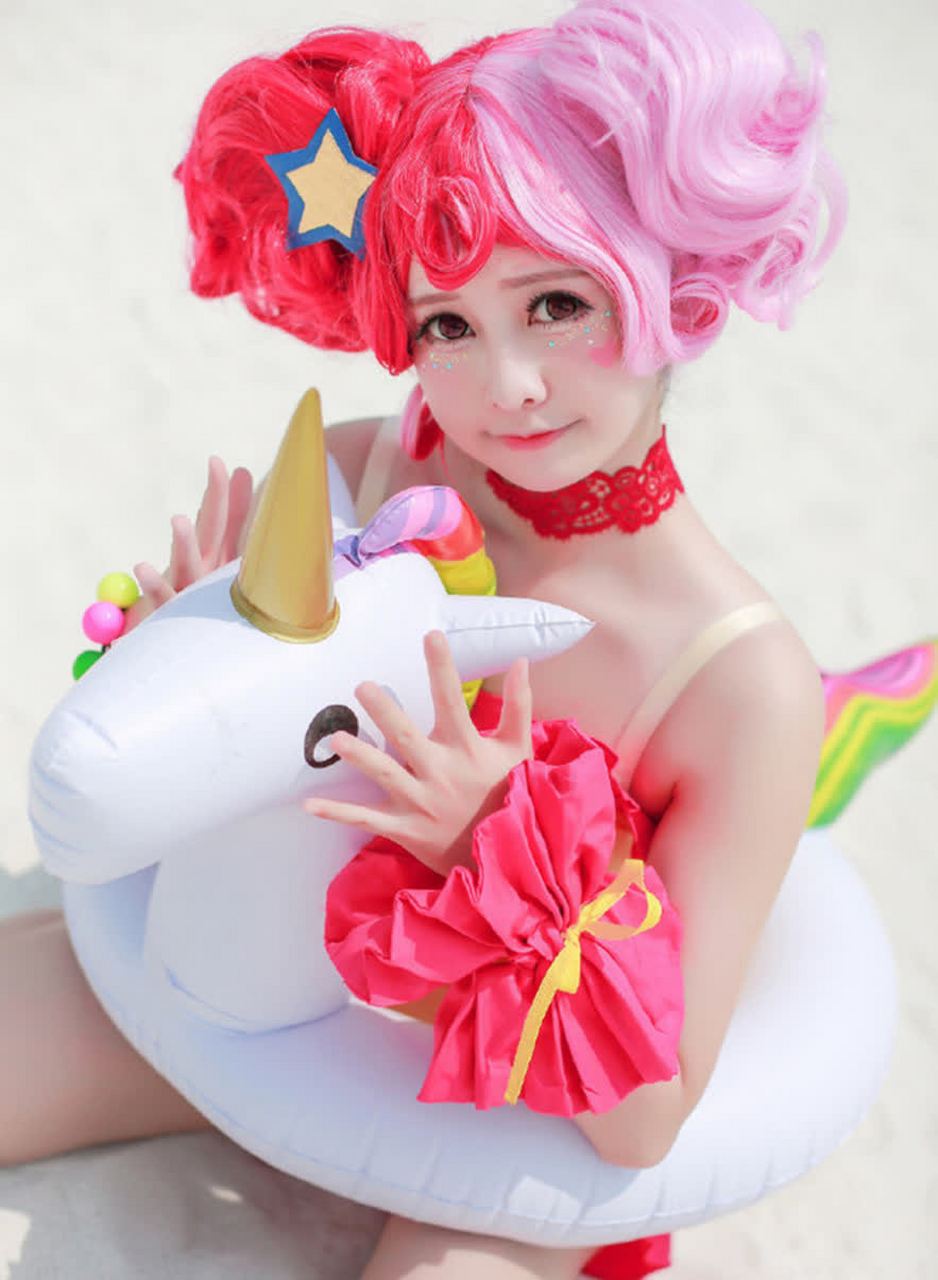 如果让小天使给所有召唤师推荐一款小乔皮肤,小天使一定会选择七彩