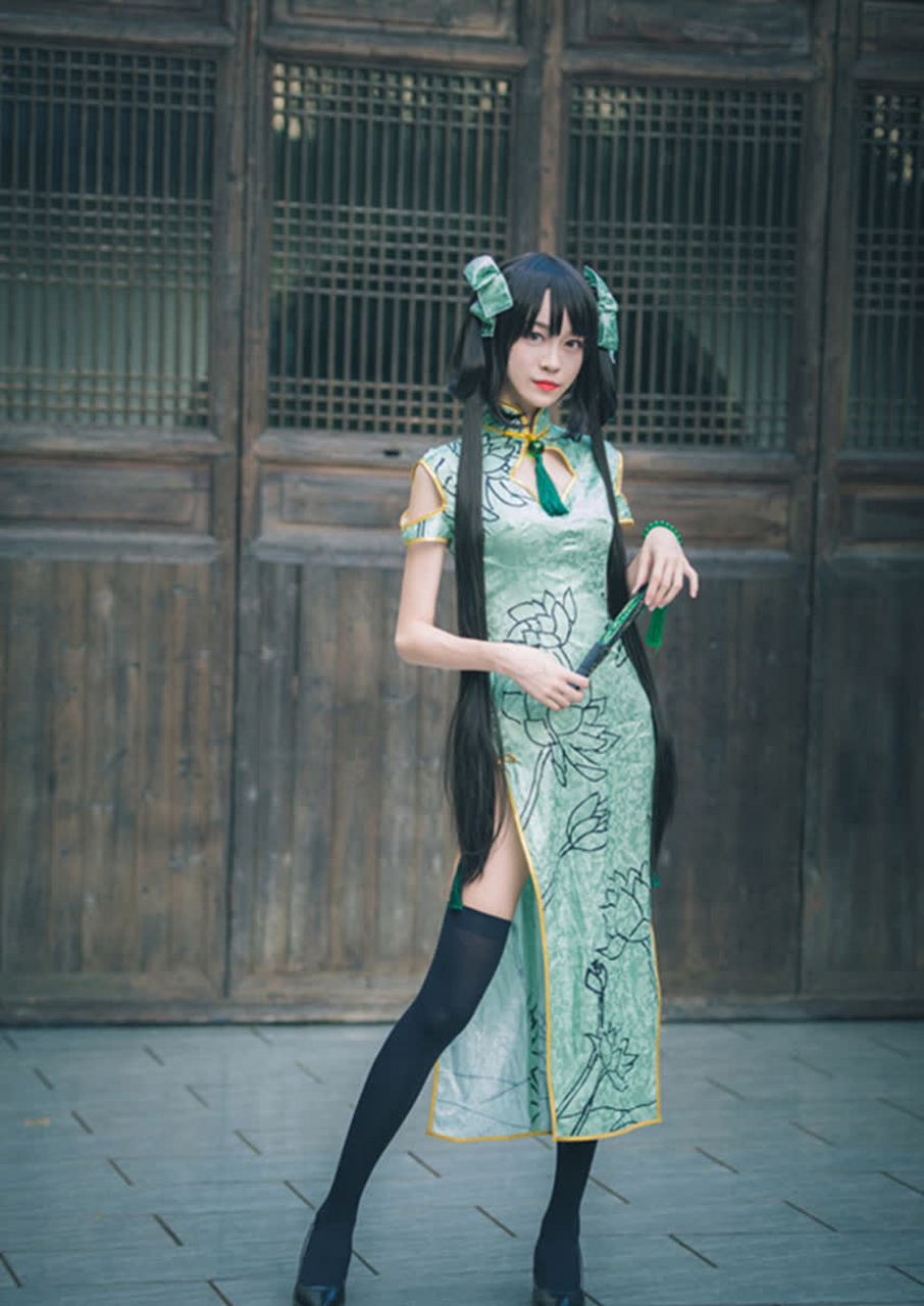 cos秀##王之愿#绿色旗袍大小姐"孙尚香"来了.