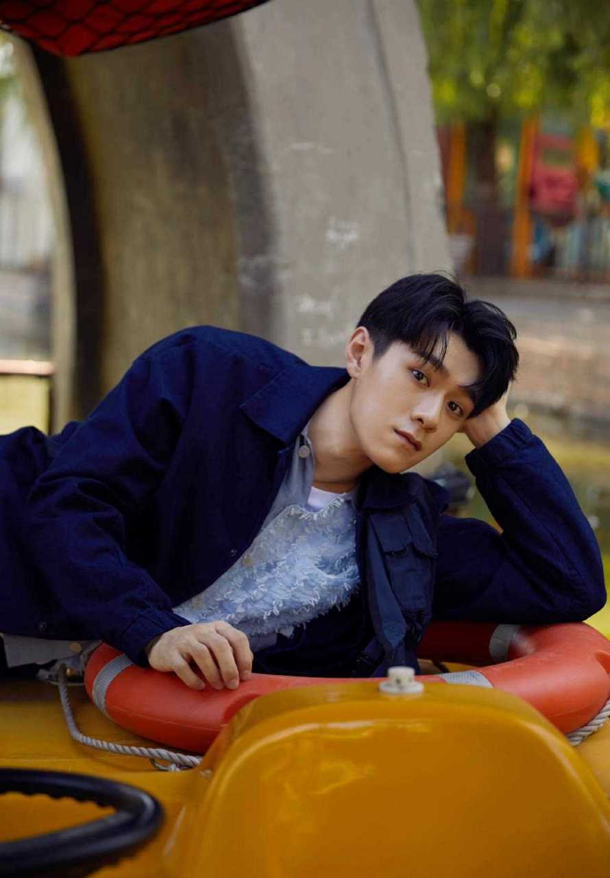 易柏辰童趣风写真!