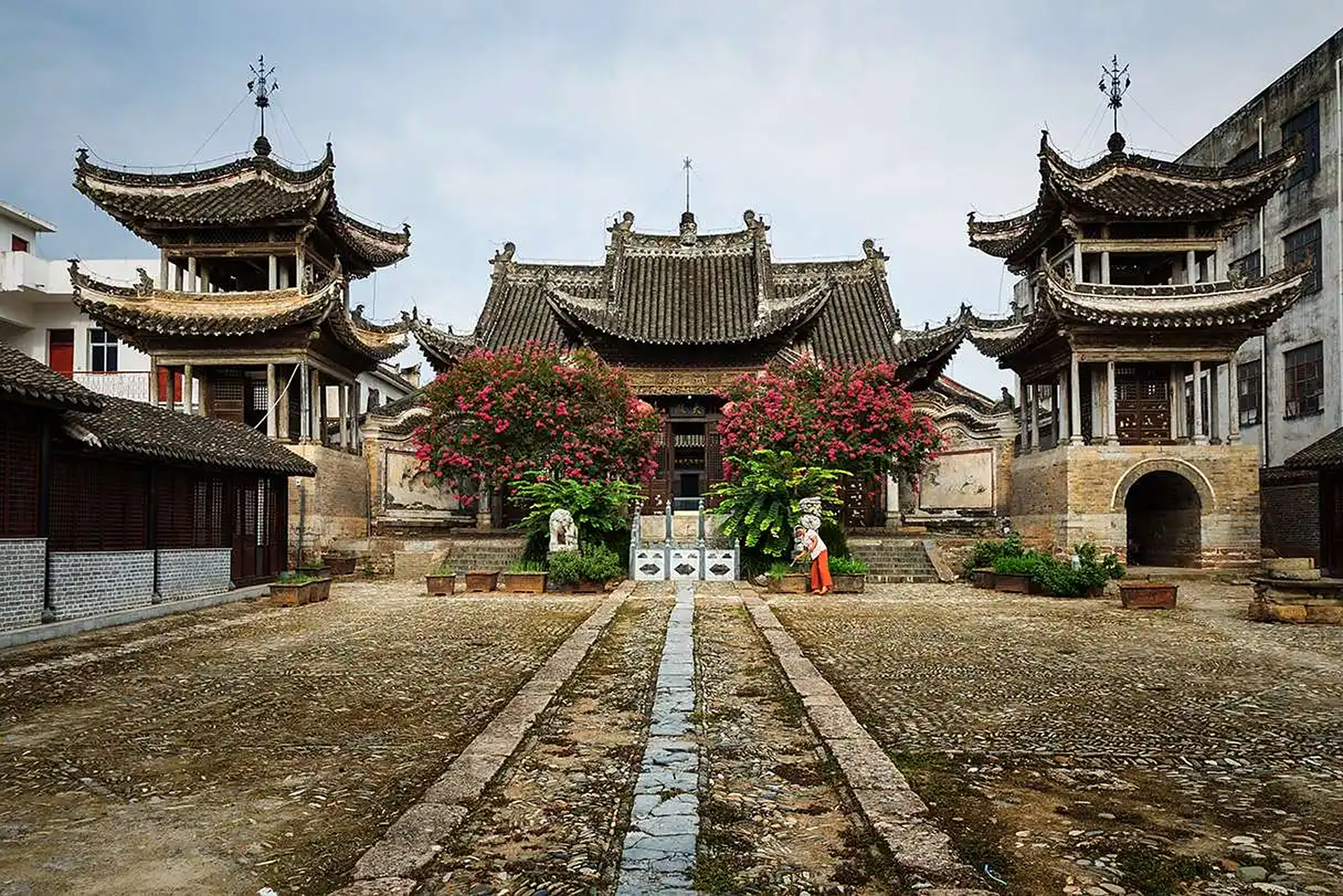 南阳荆紫关古镇最初名叫"荆子口",是因公元前304年楚国太子荆镇守此地