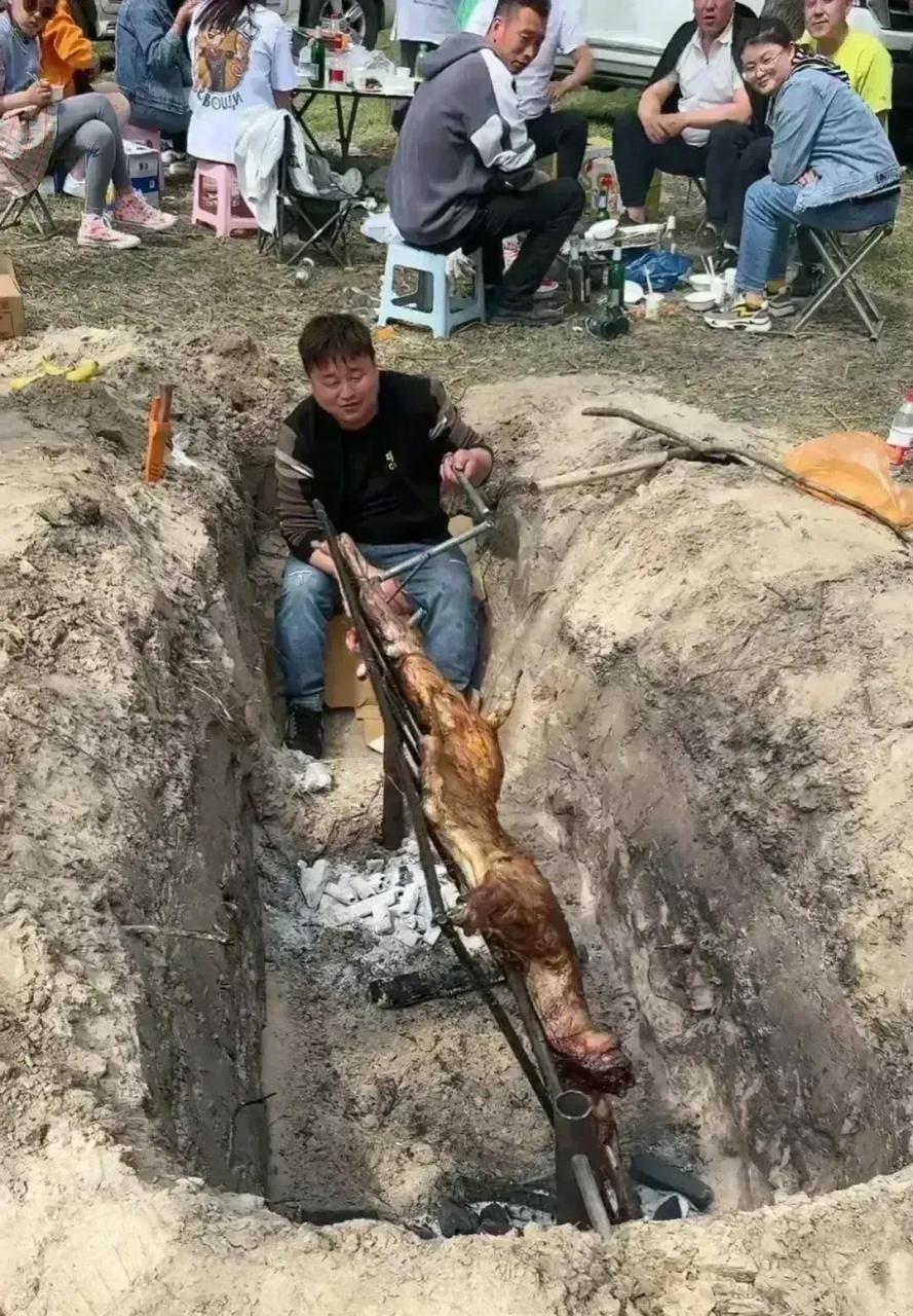 领动计划# 这是在烤人,还是在烤羊?羊熟了,人也差不多了.