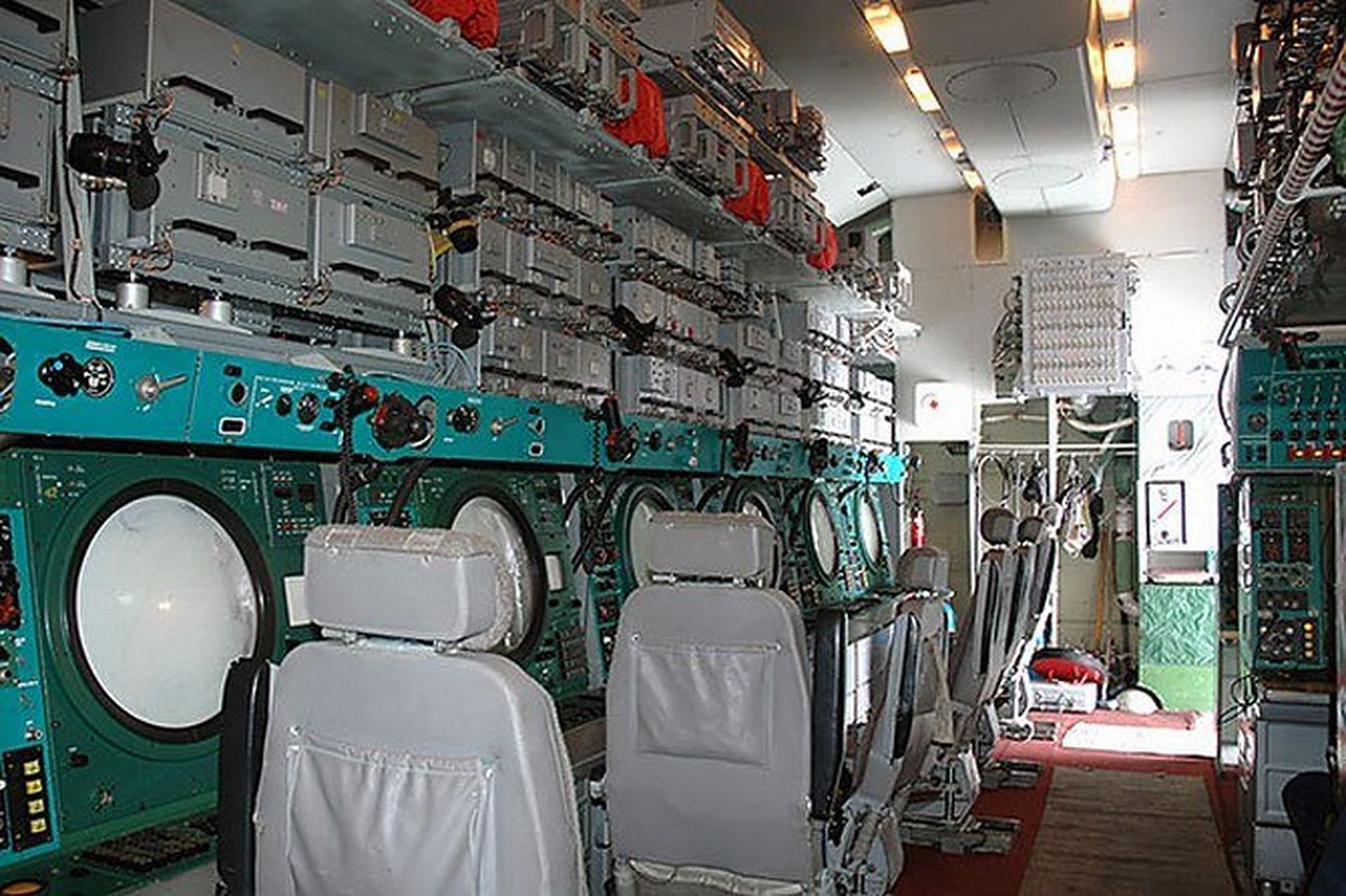 美俄两家空中预警机内部大比拼!