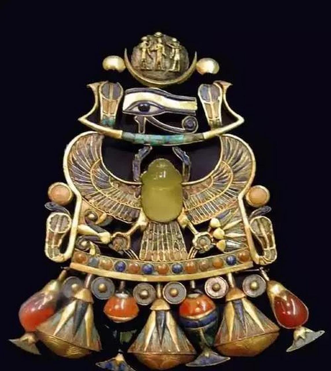 古埃及黄金珠宝工艺及作品的文化蕴涵  古埃及文化是人类历史上最为