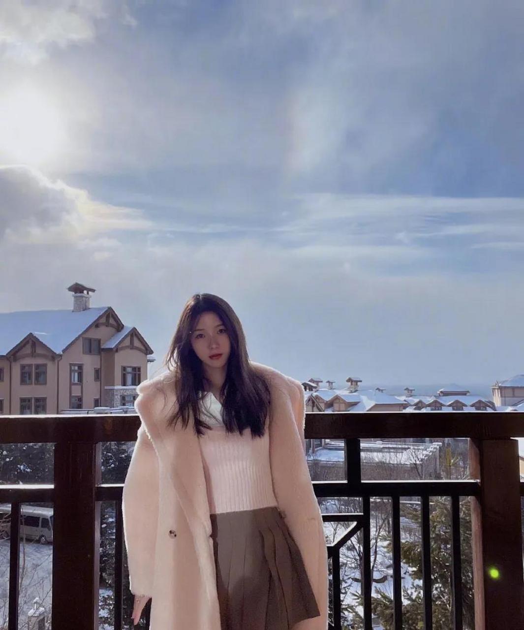 主角:解说小楼,omg打野aki,omg女粉芋头!