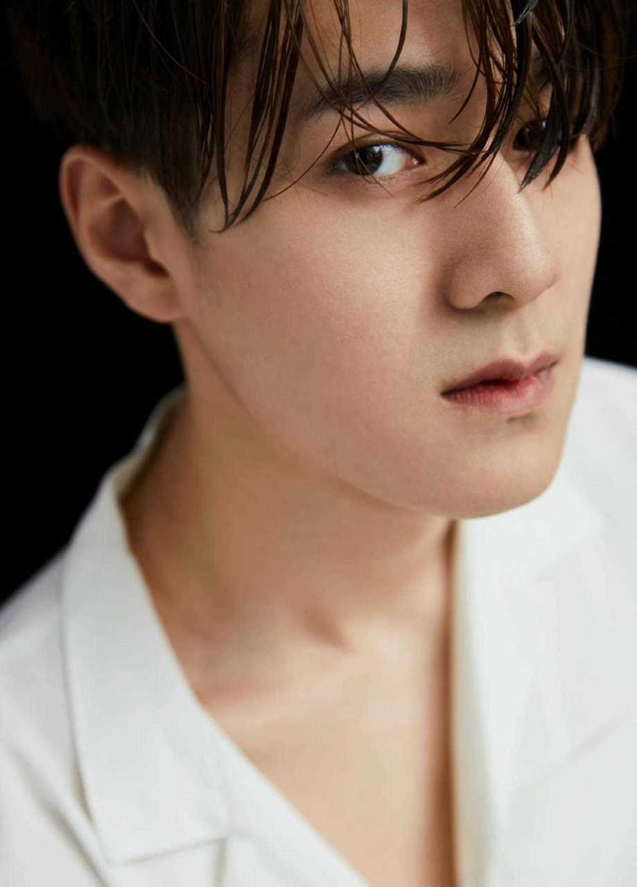 祝福易柏辰生日快乐!烟火向星辰,所愿皆成真!