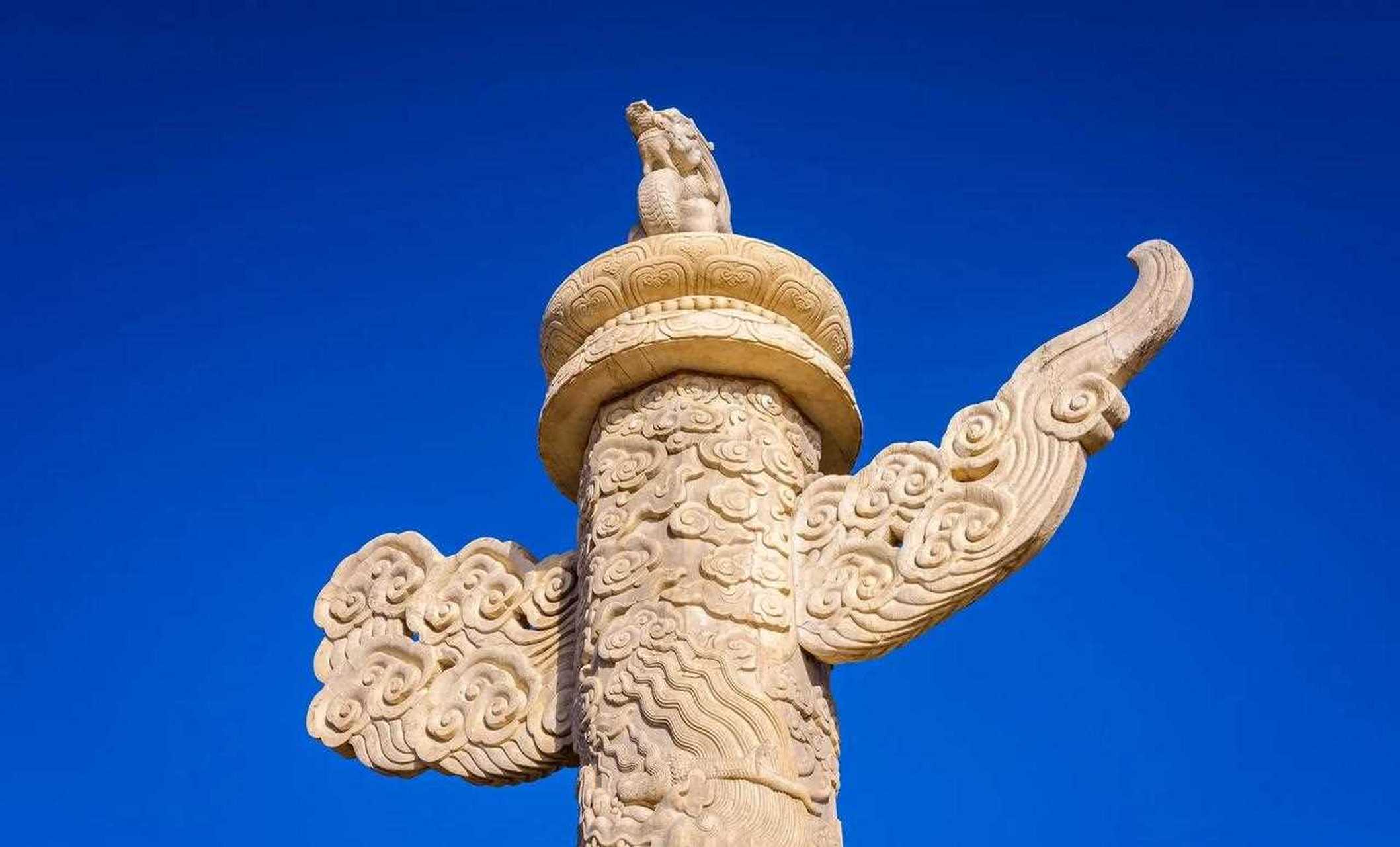 原来天安门前的华表也是历经险阻才完成的.