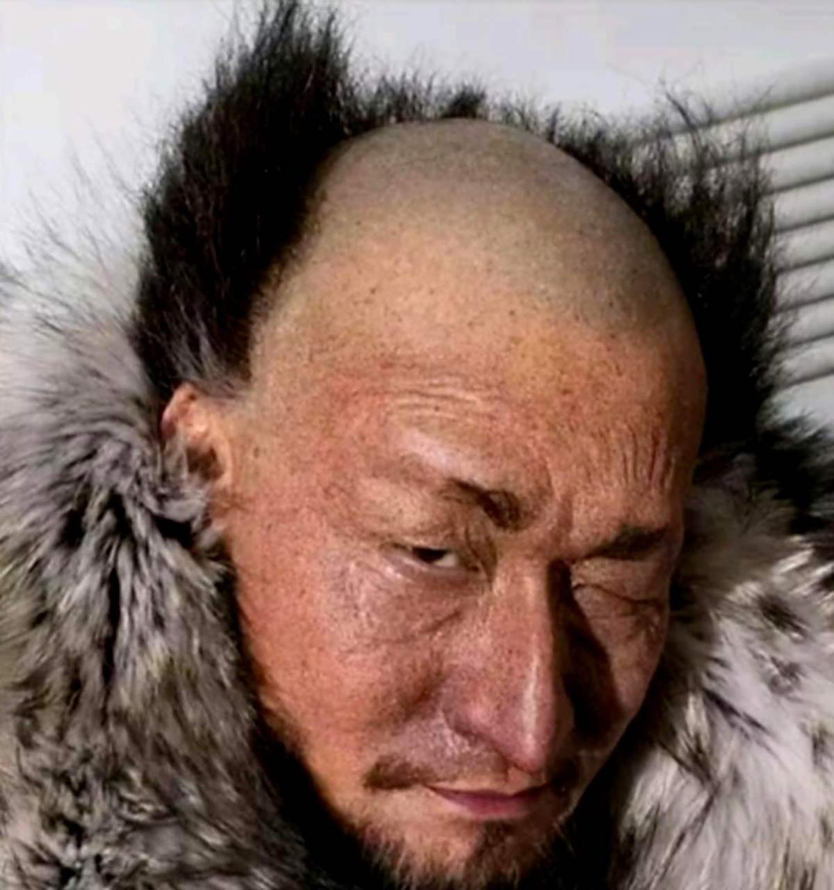 我在查看《智取威虎山》的演员表时才发现,梁家辉饰演了座山雕这个