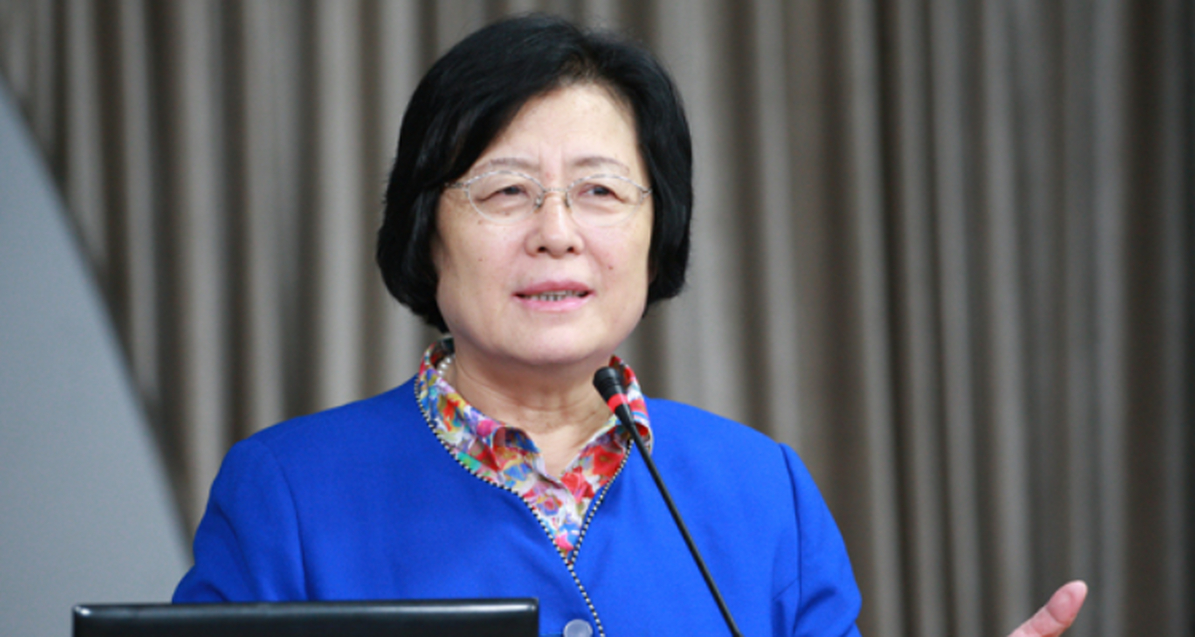 中国优秀教师 刘彭芝:中国人民大学附中校长,北京市数学特级教师.