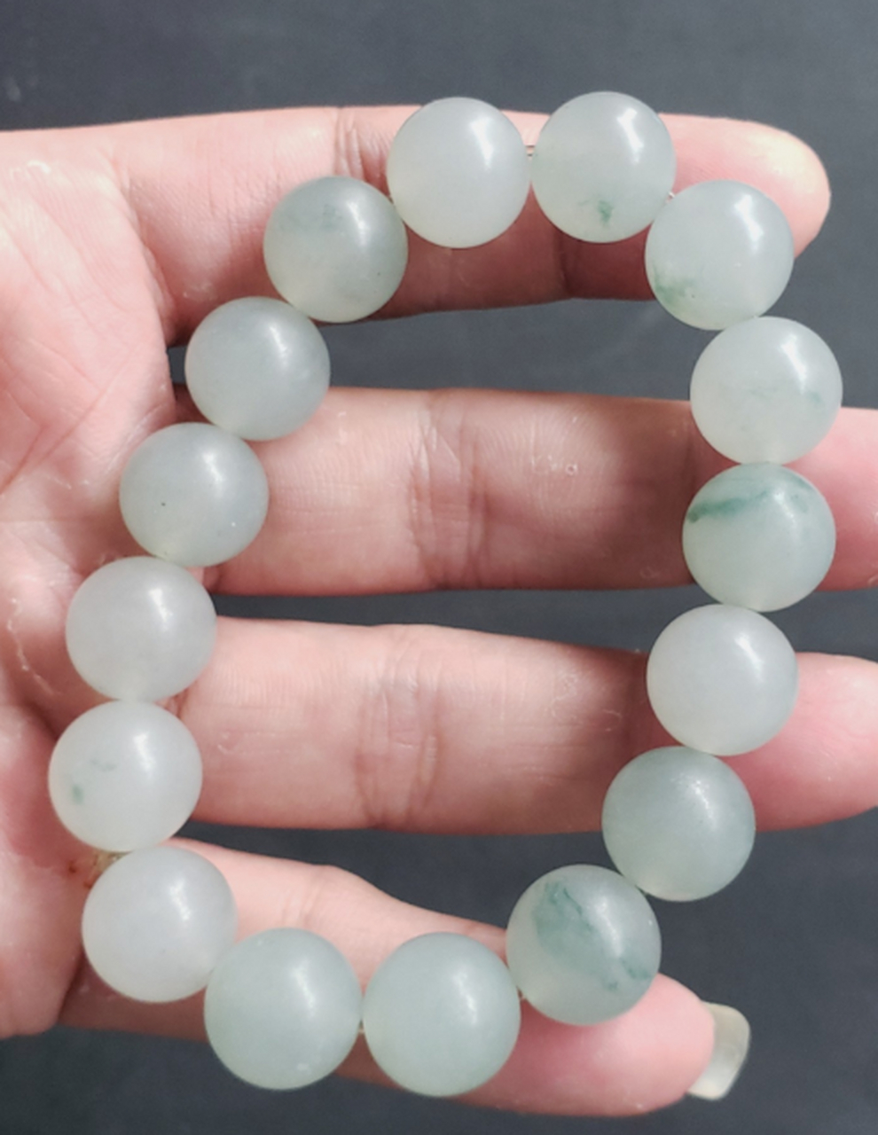 点击头像看直播##翡翠#冰飘蓝花手串颜色清新明亮,流光溢彩,佩戴付怂