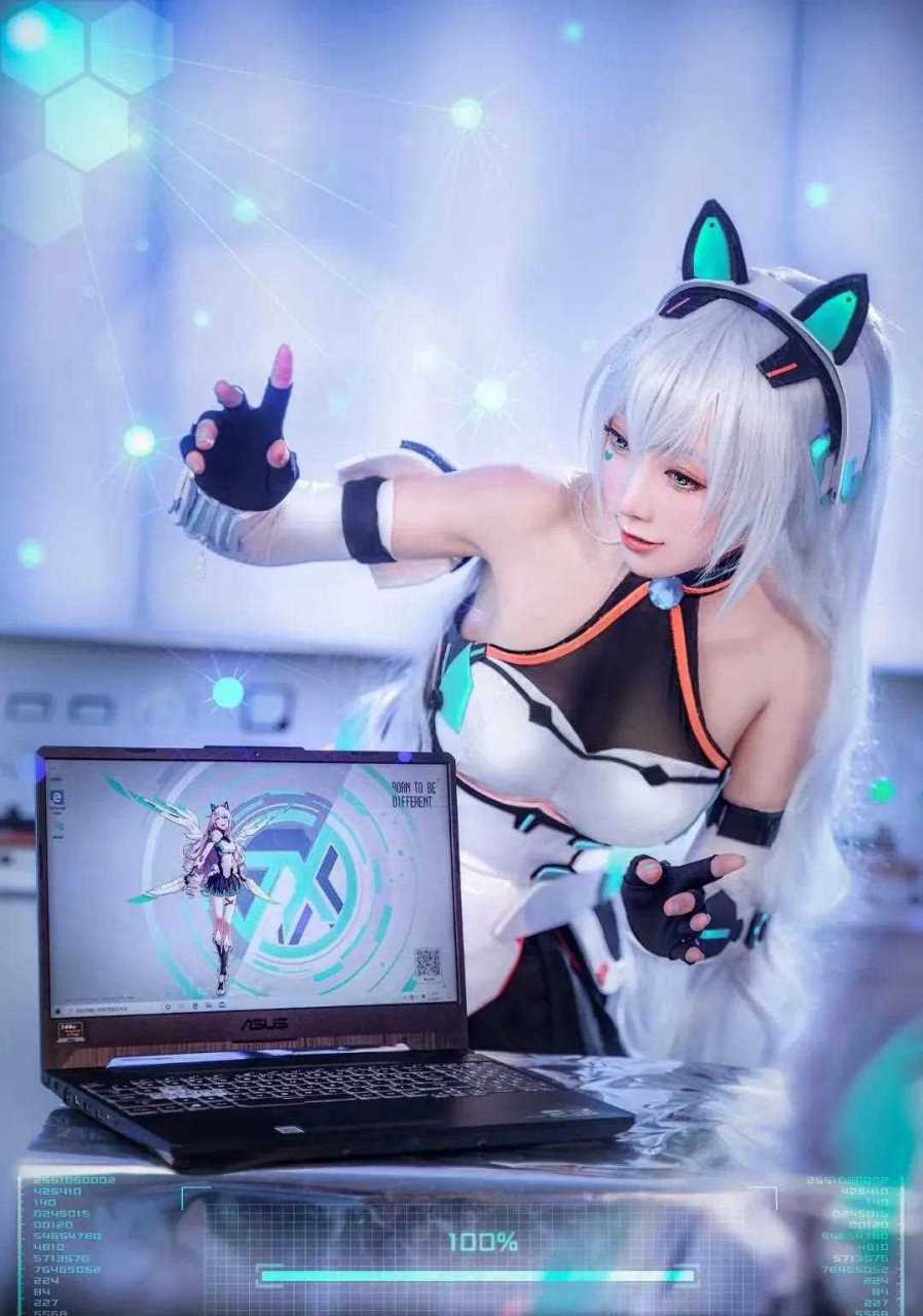 心动预警~元气满满的天选姬精美cos来了~那么问题来了,天选姬和天选机