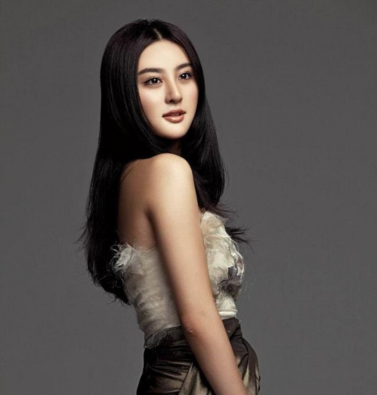 中国内地人气女演员甘露[喜]