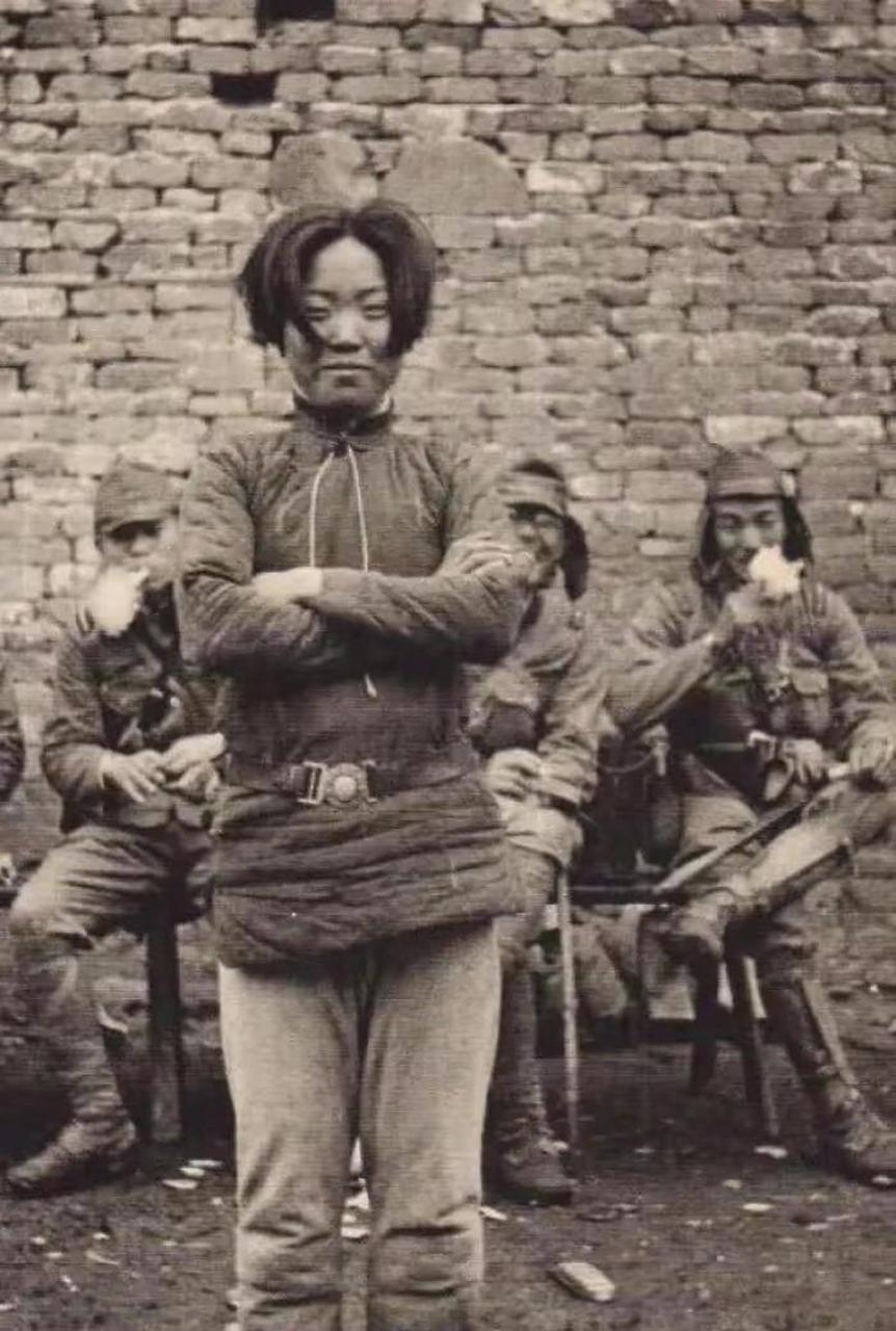 1938年,抗日女英雄陈本华被日本人处决前的微笑,那年她才只有24岁.
