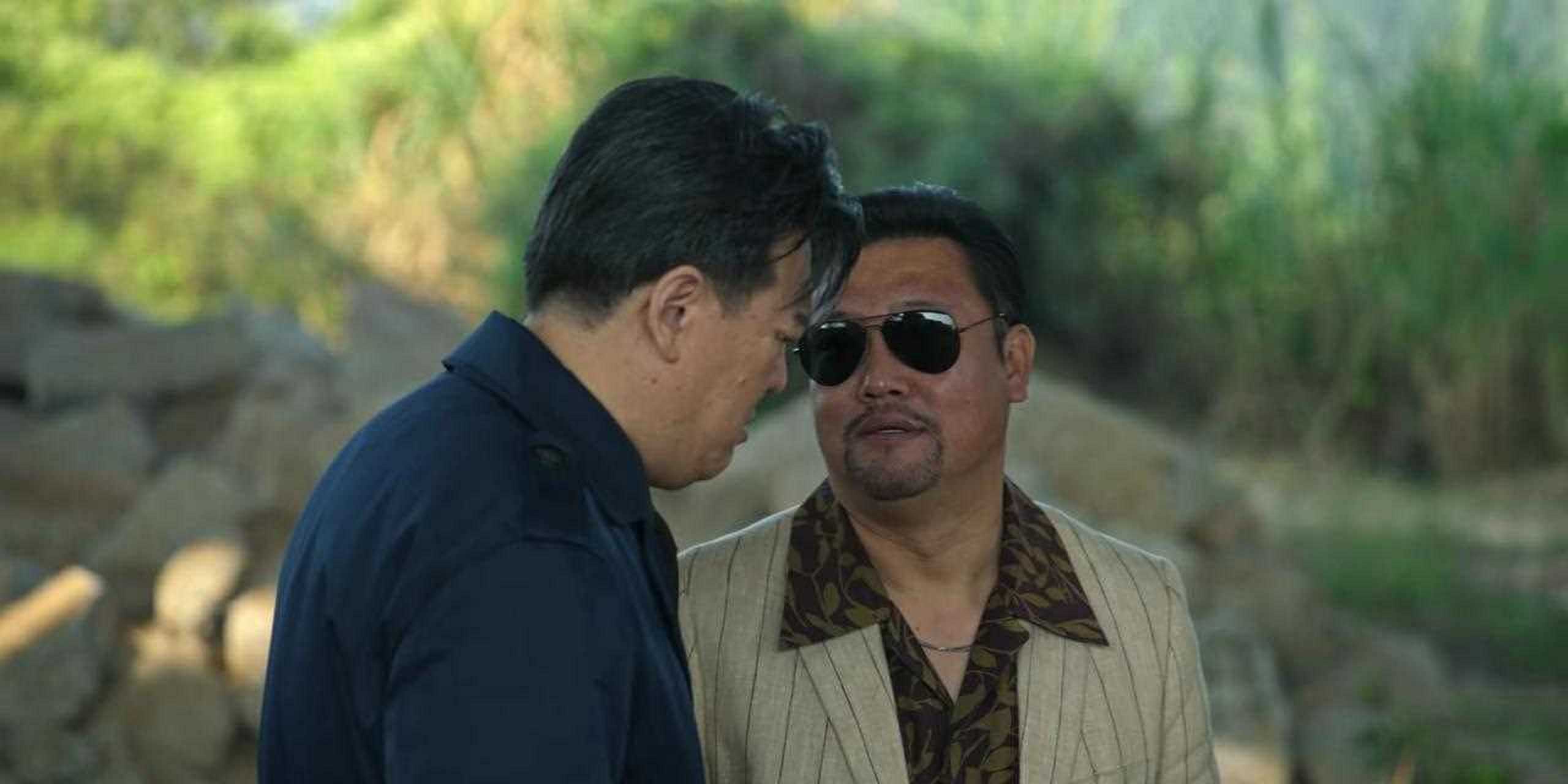 在电视剧《狂飙》中,贾冰饰演一个黑社会老大.