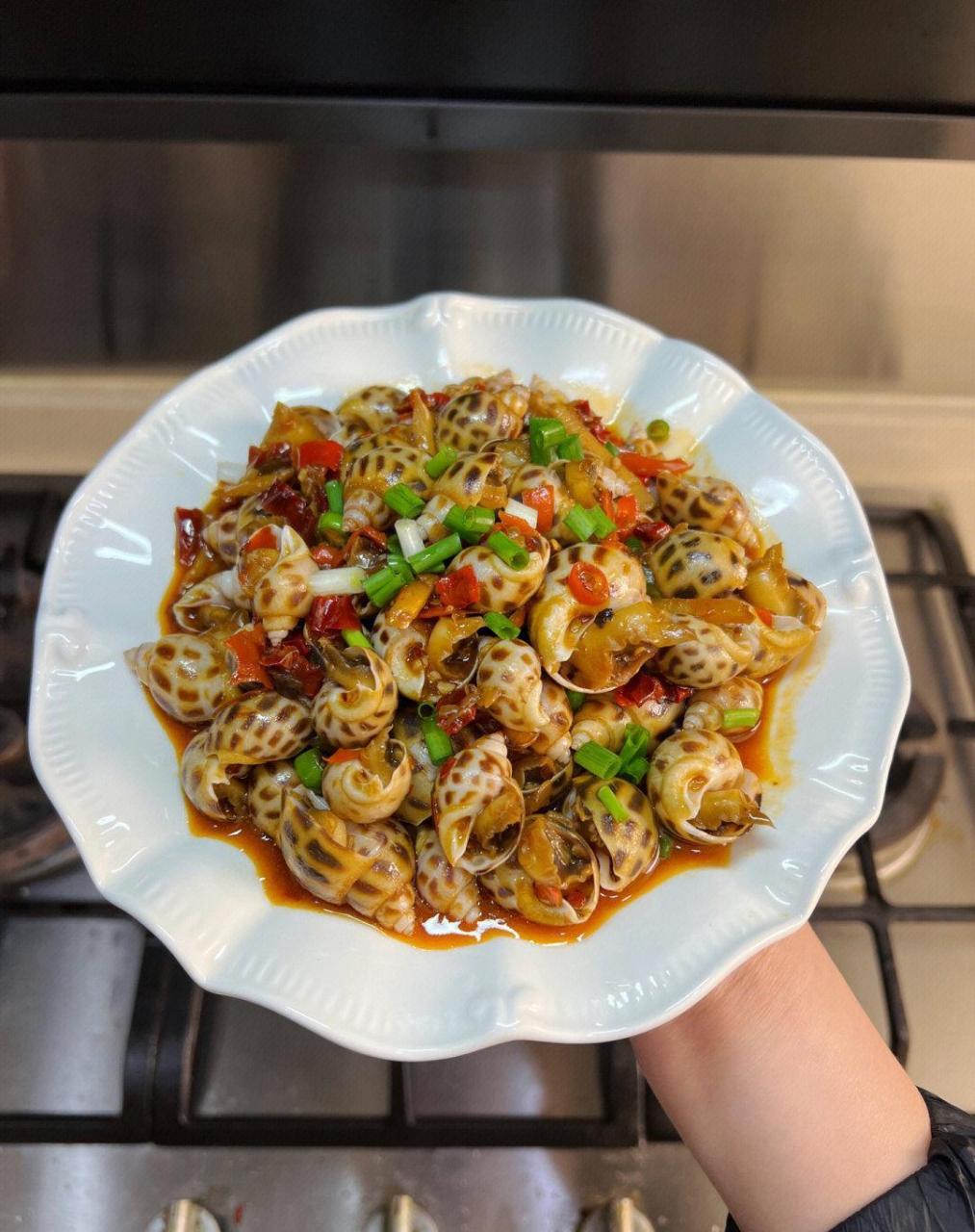 辣酒炒花螺,香辣入味,年夜饭上有它的位置?