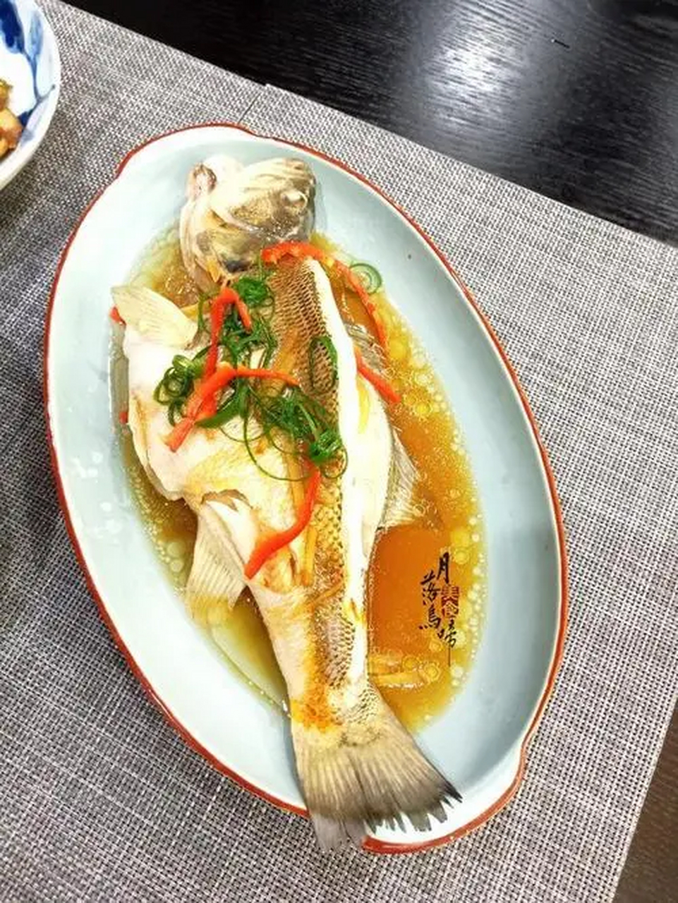 养生知识分享#  鲈鱼的营养价值与功效作用 [樱花]常吃鲈鱼身体好,它
