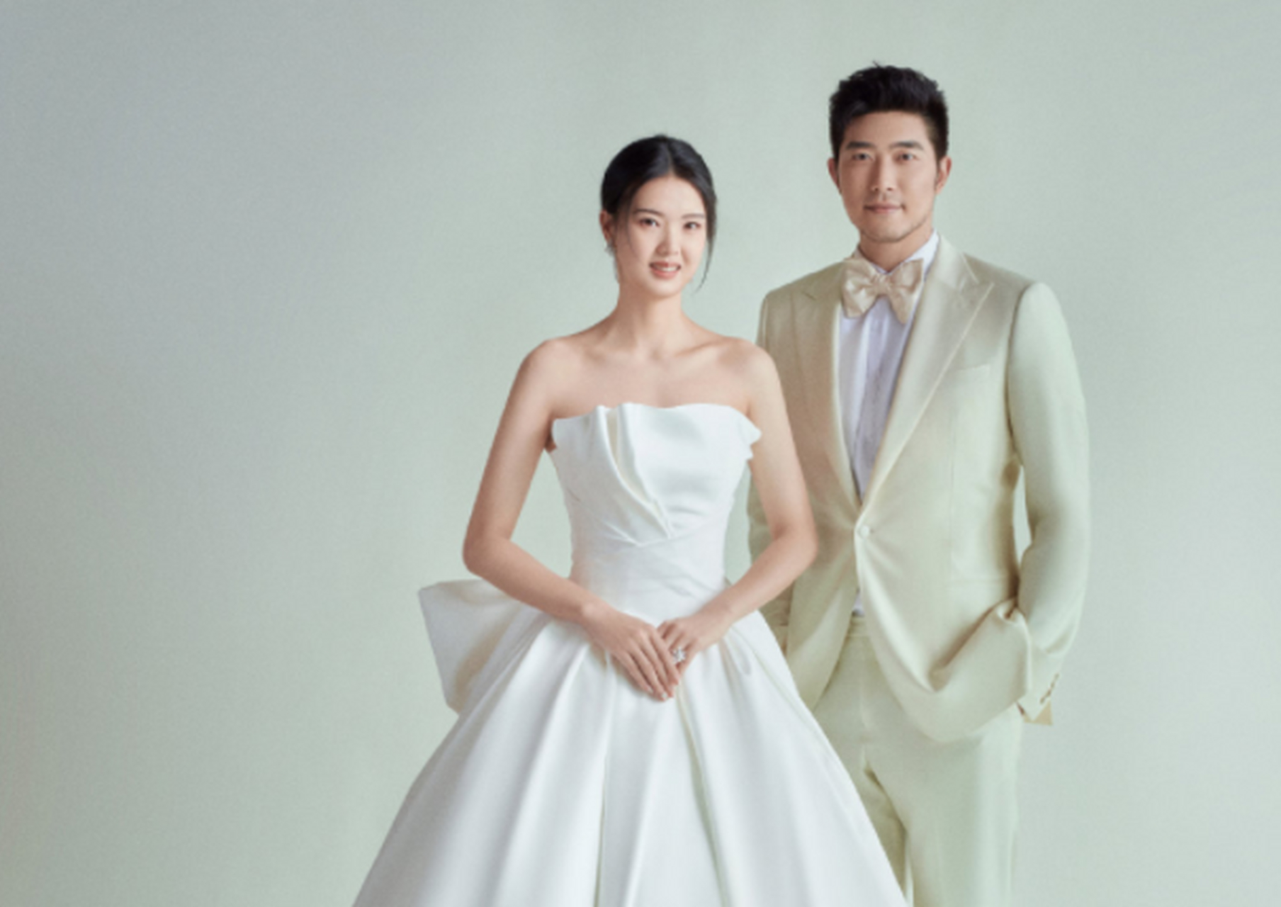 张常宁,吴冠希的结婚照公布了,婚期已是临近,由于中国女排在那时将