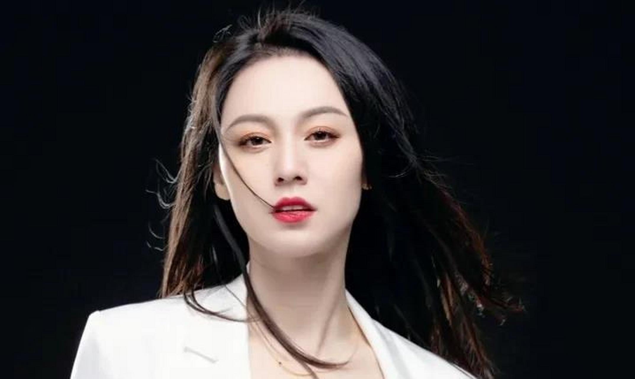 80 后 女歌手—唐艺  唐艺,1983年10月2日出生于湖南,中国内地女歌手