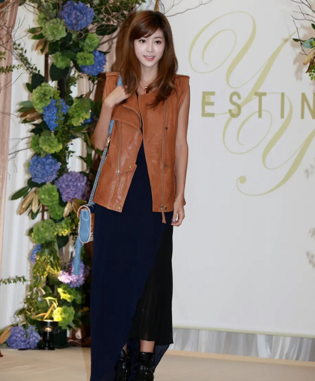 朴寒星为爱活得太卑微 八面玲珑的刘仁硕,不仅在"外卖鸡"跟食客之间