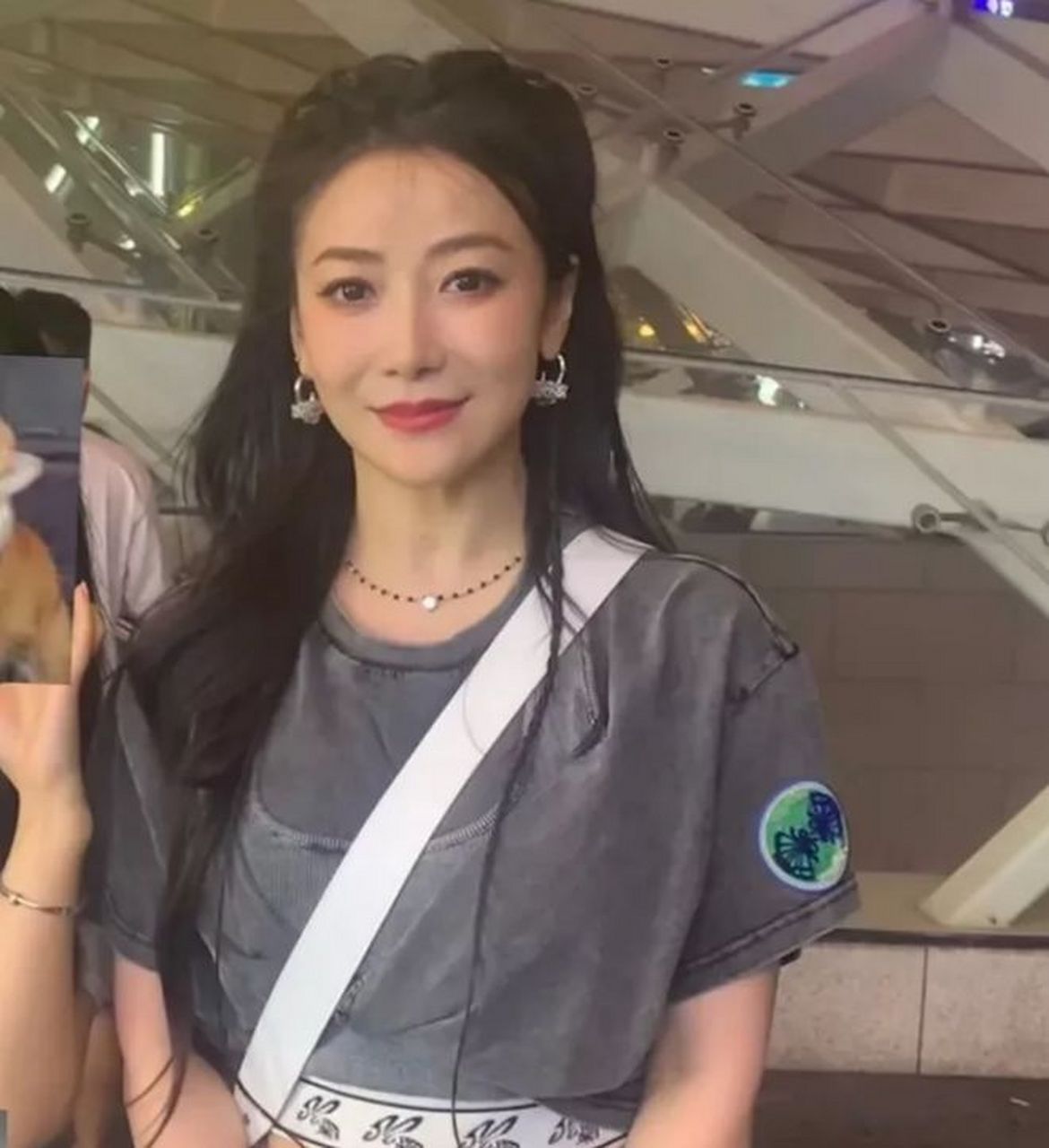 本来娱乐圈就是作为大染缸在里面都充斥着形形色色的人,而陈子涵的