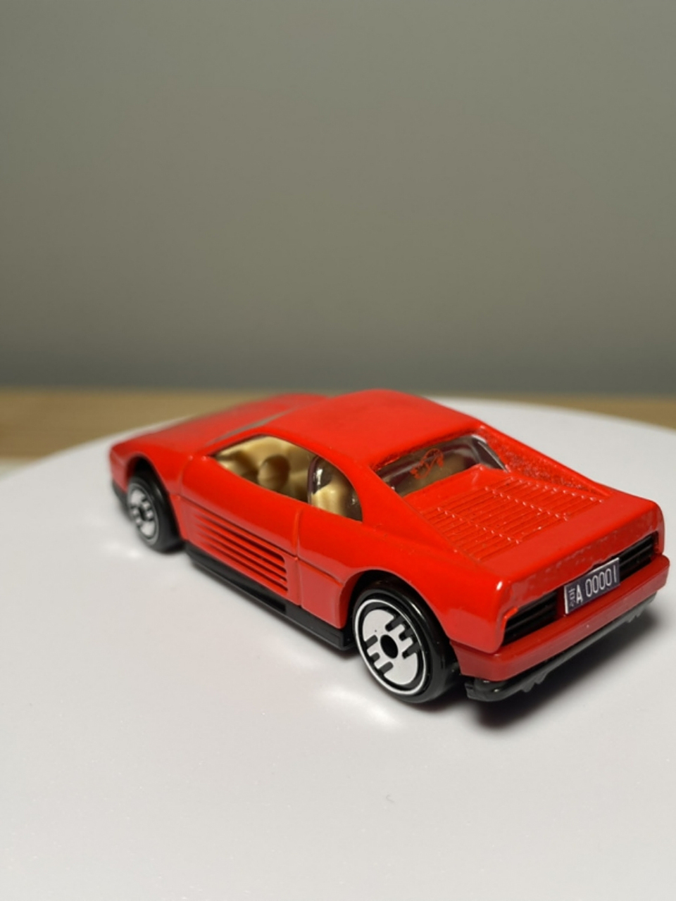 致敬中国第一台法拉利京a00001风火轮法拉利  风火轮法拉利348致敬