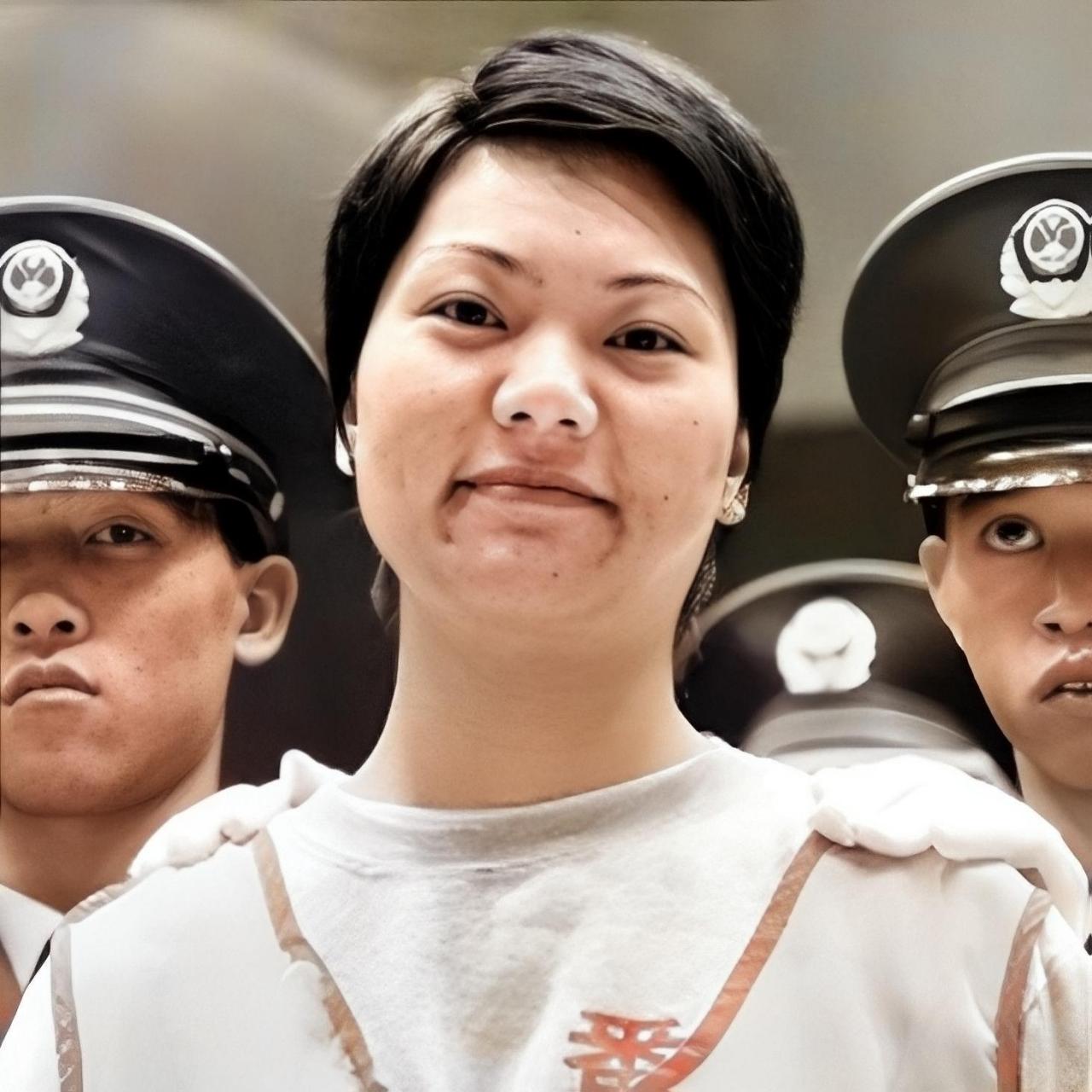 刘凤因为与阿欣有矛盾而内心不满,然后伙同男友