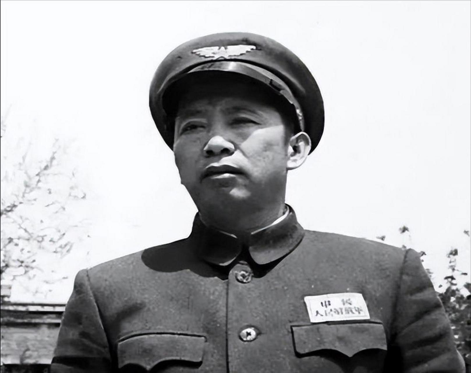 "太君,别开枪,我有话说.