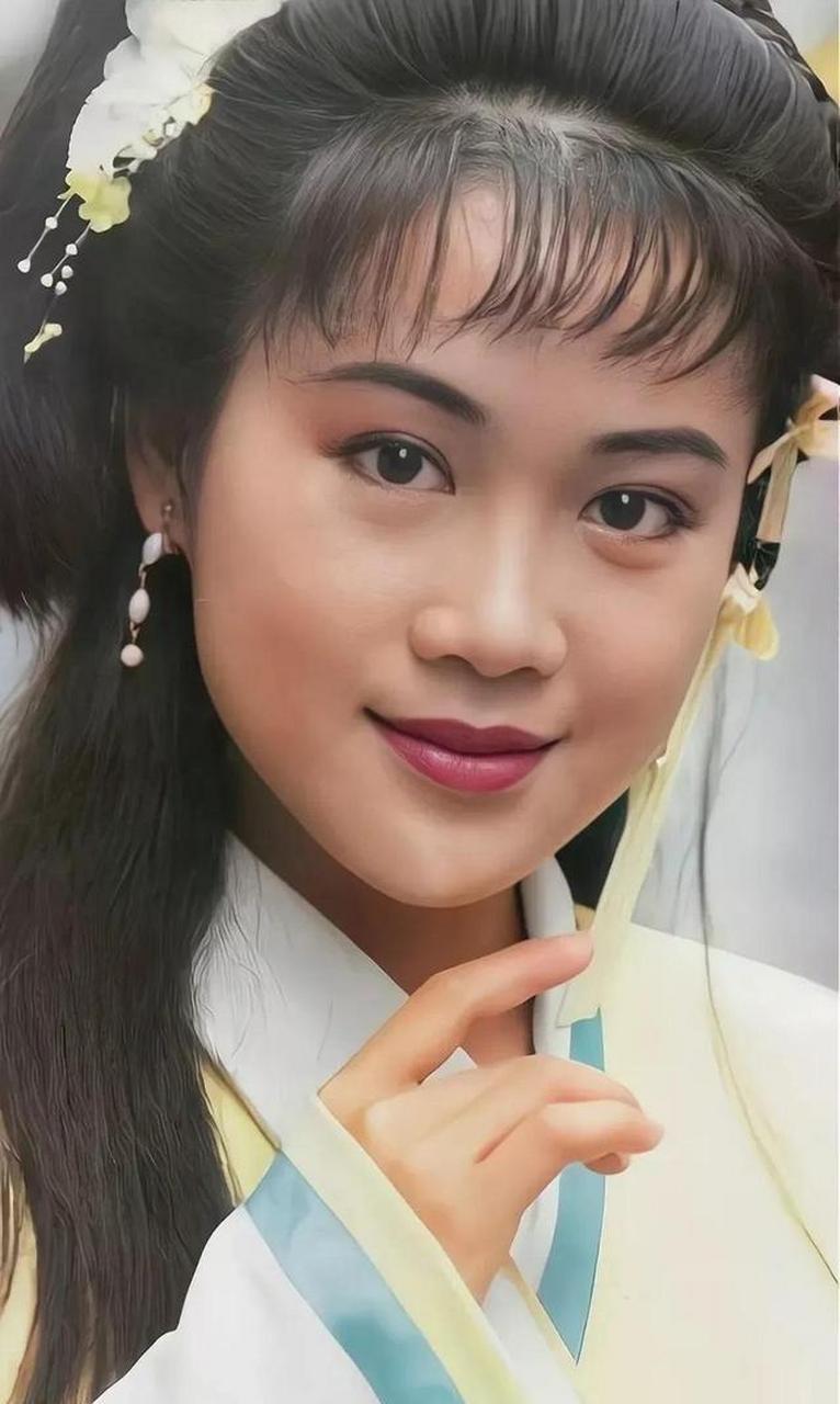 香港演员梁小冰