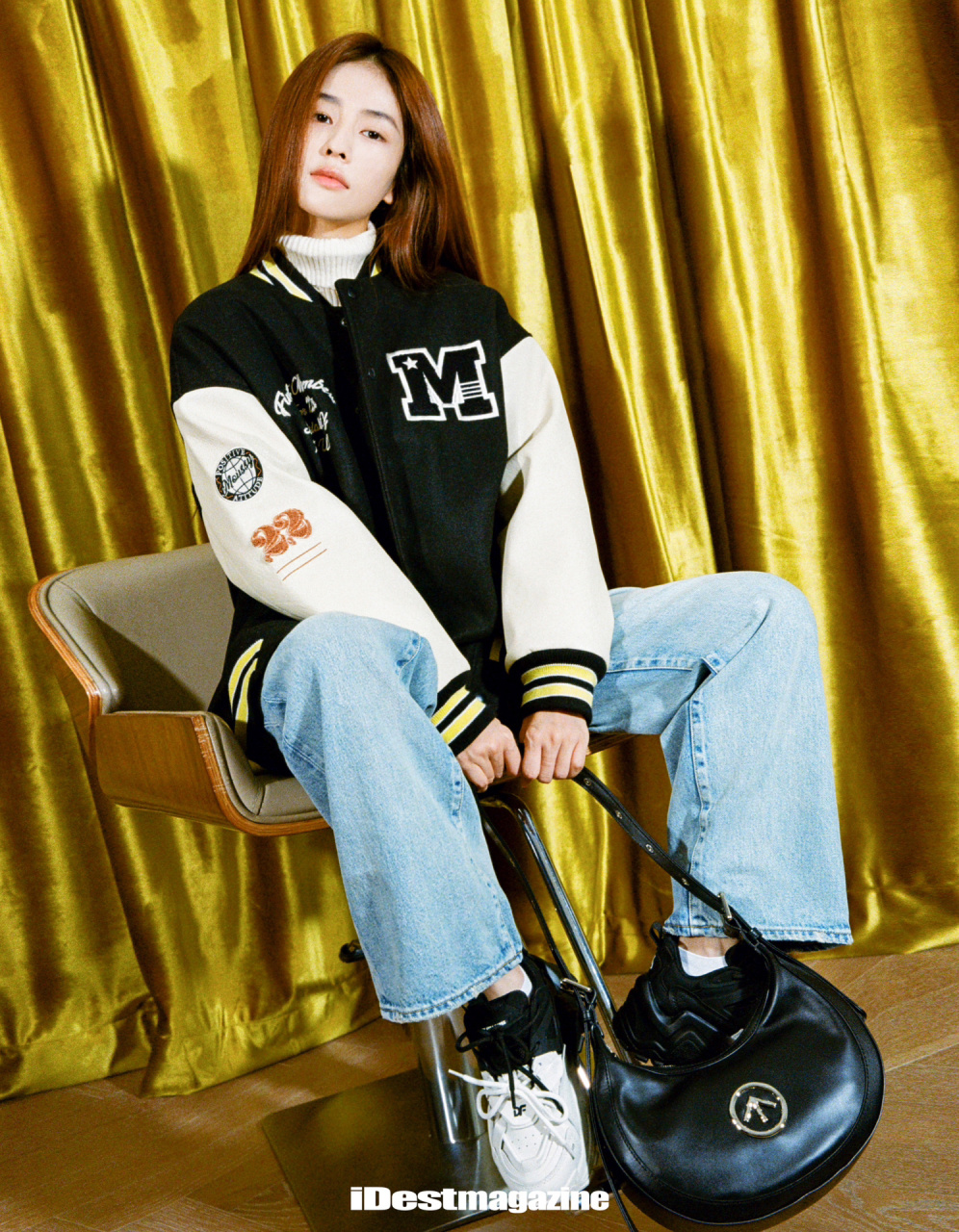 白鹿的穿搭一直很在线, 今天是帅气酷飒又时髦的穿搭 !