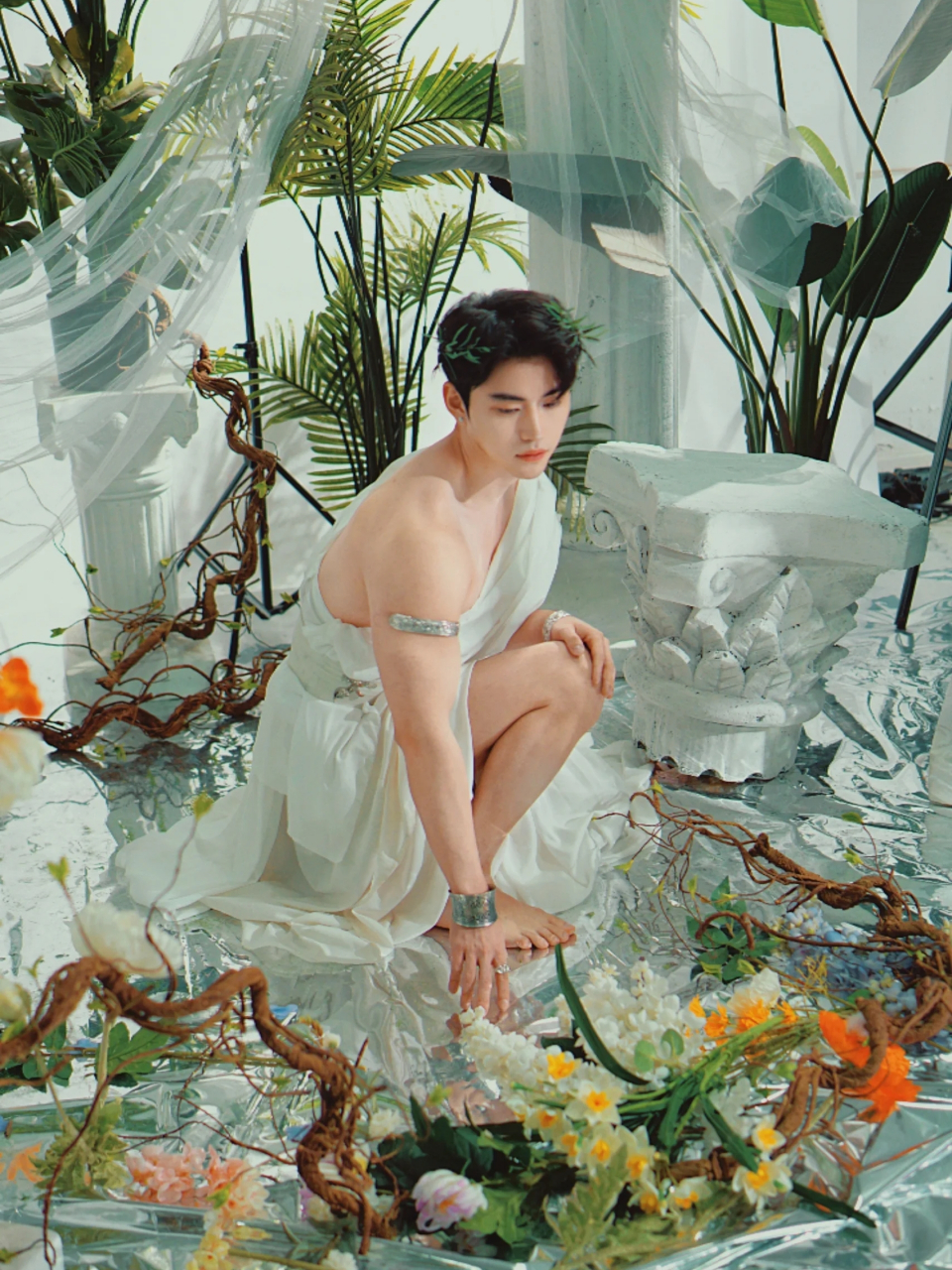 narcissus 纳西索斯,爱上自己有错吗?  爱上自己有错吗?