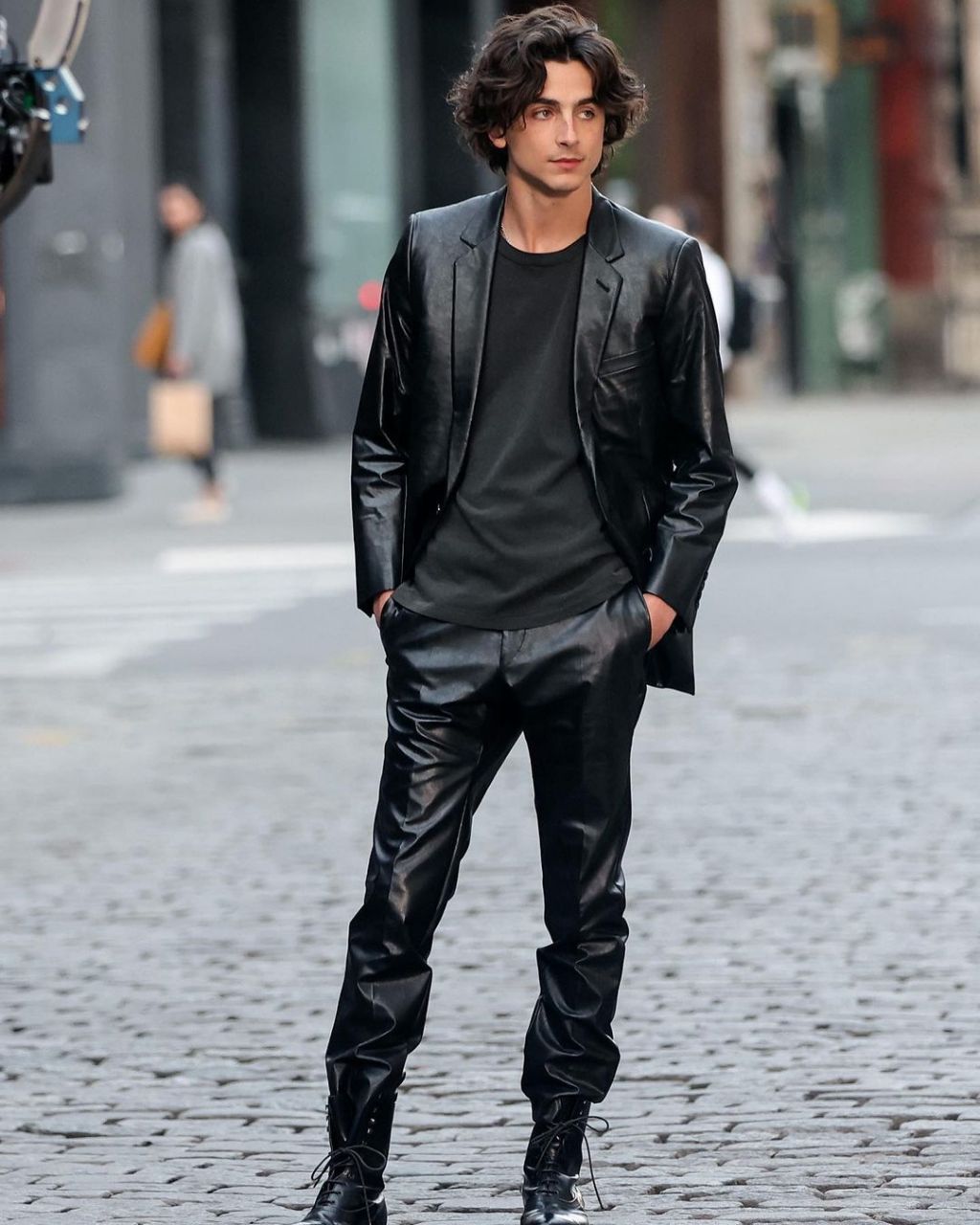 甜茶昨天在纽约街头拍摄新广告,马丁·斯科塞斯执导.