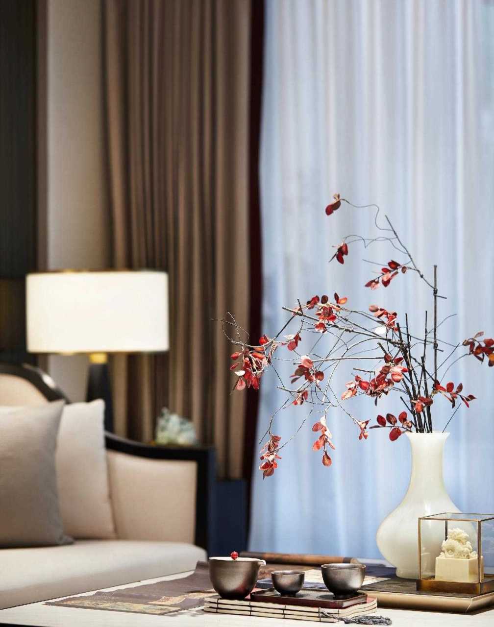 方圆之内,[笑哭] 皆是东方元素情怀,[鄙视] 玄关处的挂画及摆件, 餐厅