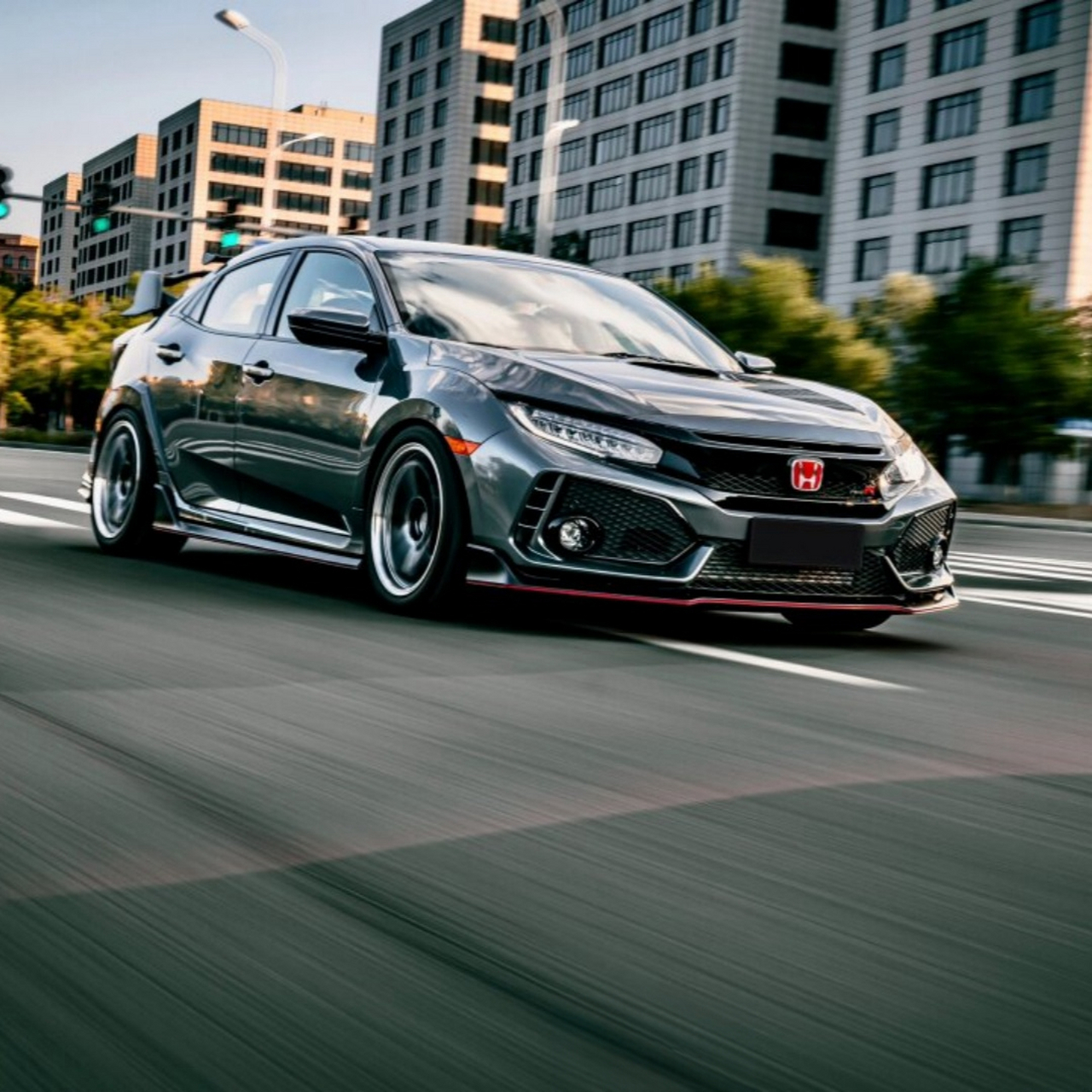 最速前驱车思域typer  本田思域typer是一款拥有卓越性能的前驱车,被