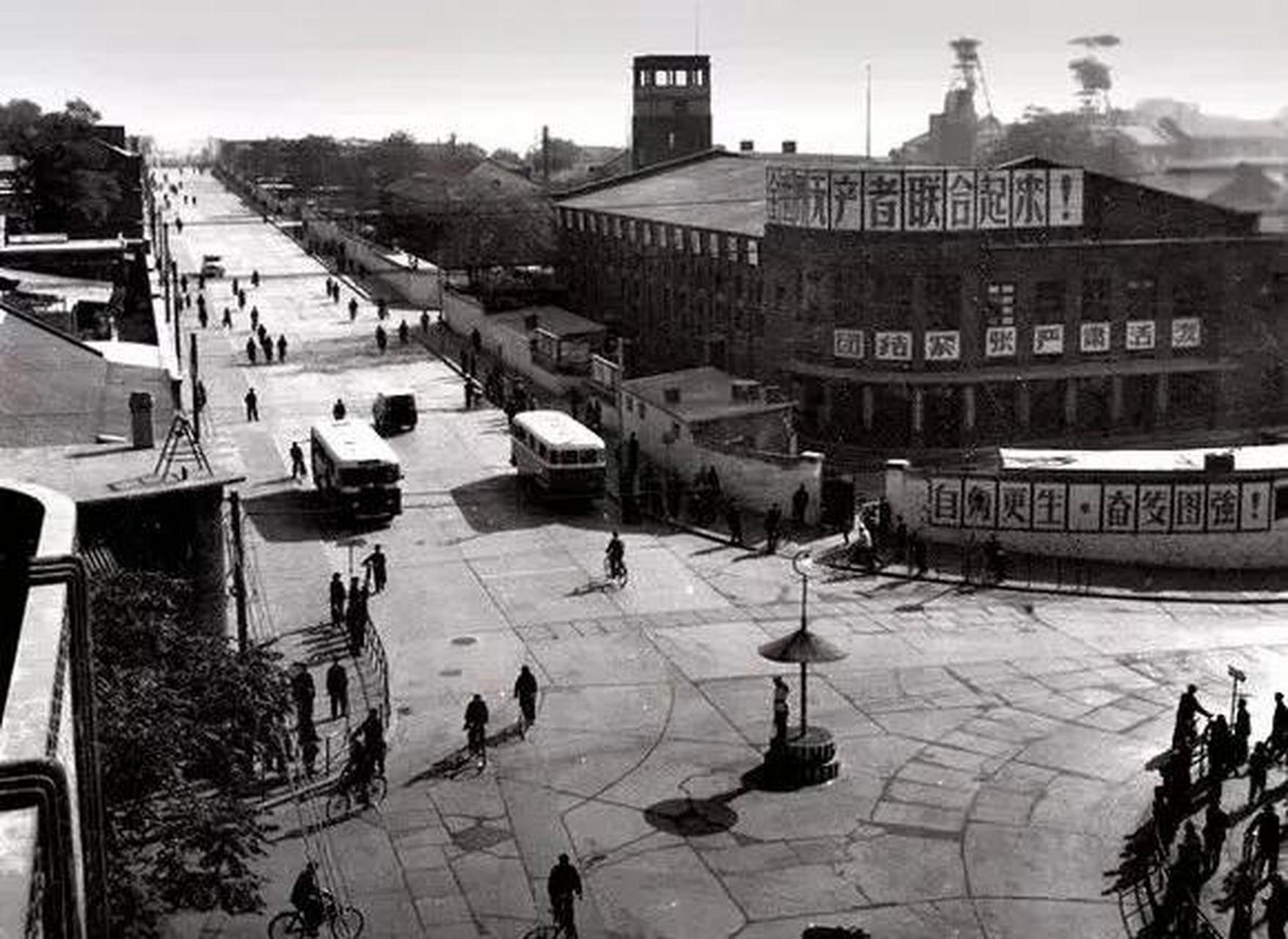 领动计划 河北唐山老照片:这张照片拍摄于唐山大地震前,七十年代