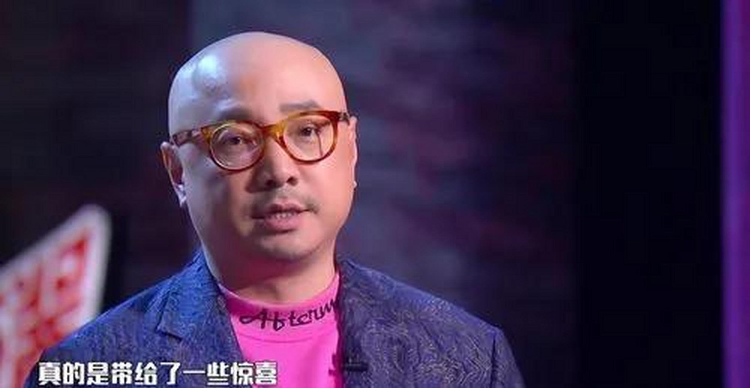 gif创作人# 电影《泰囧》票房大卖后,徐峥投资拍摄《港囧》,徐峥到 