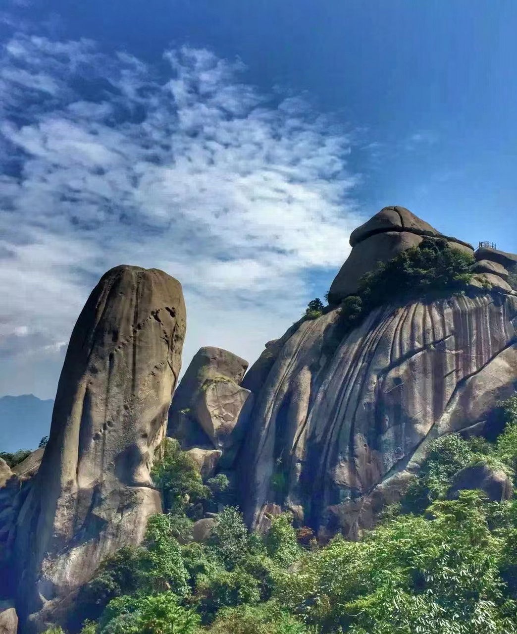 金秋游亚运# 在山清水秀的浙江省衢州江山市,有一座被古代旅行家邢技