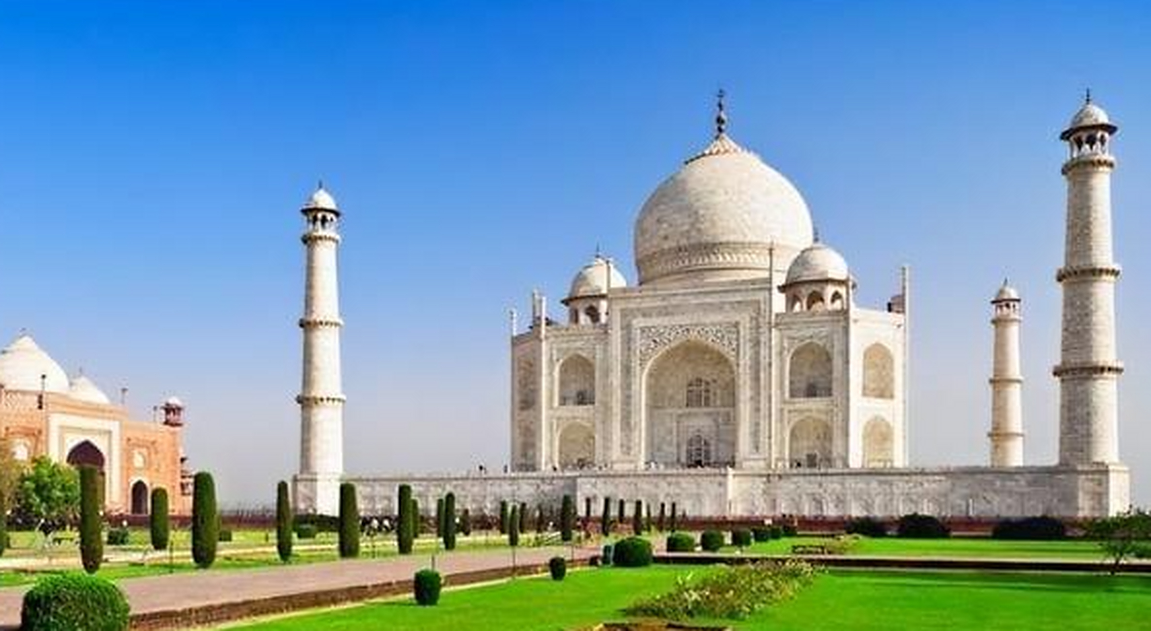 五,泰姬陵  去印度旅游的人大都是冲着泰国人妖,与此同时,泰姬陵肯定