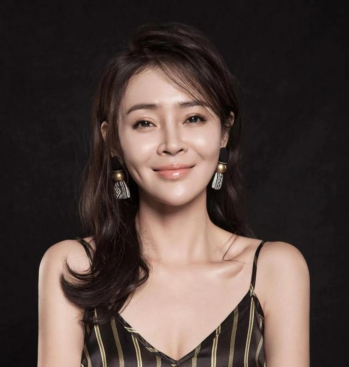 性感女神于明加